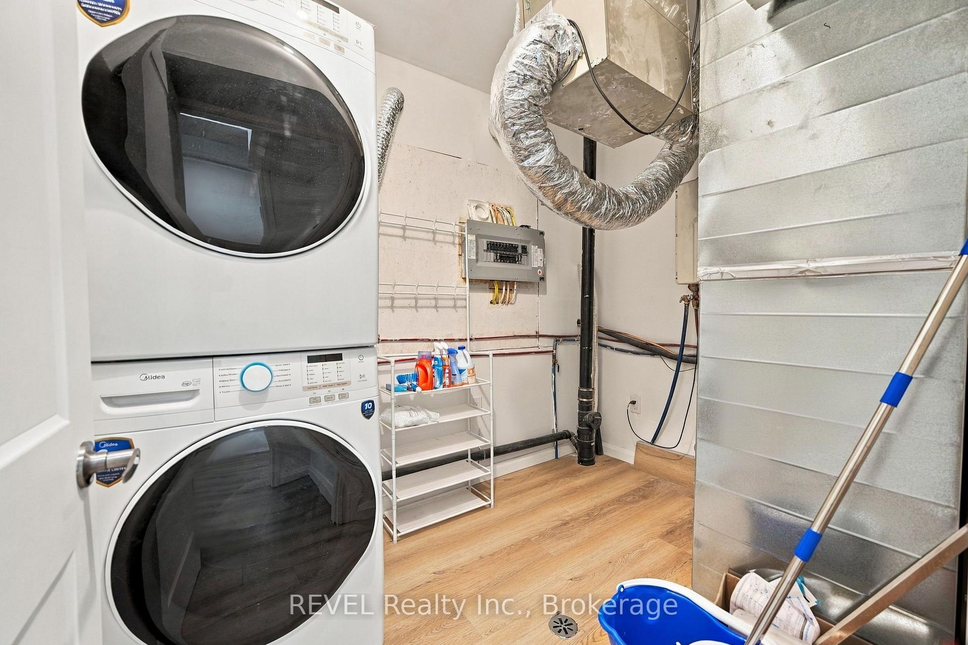 Photo 25 of 533A Carlton Street, St. Catharines, Carlton/Bunting — HOMEH