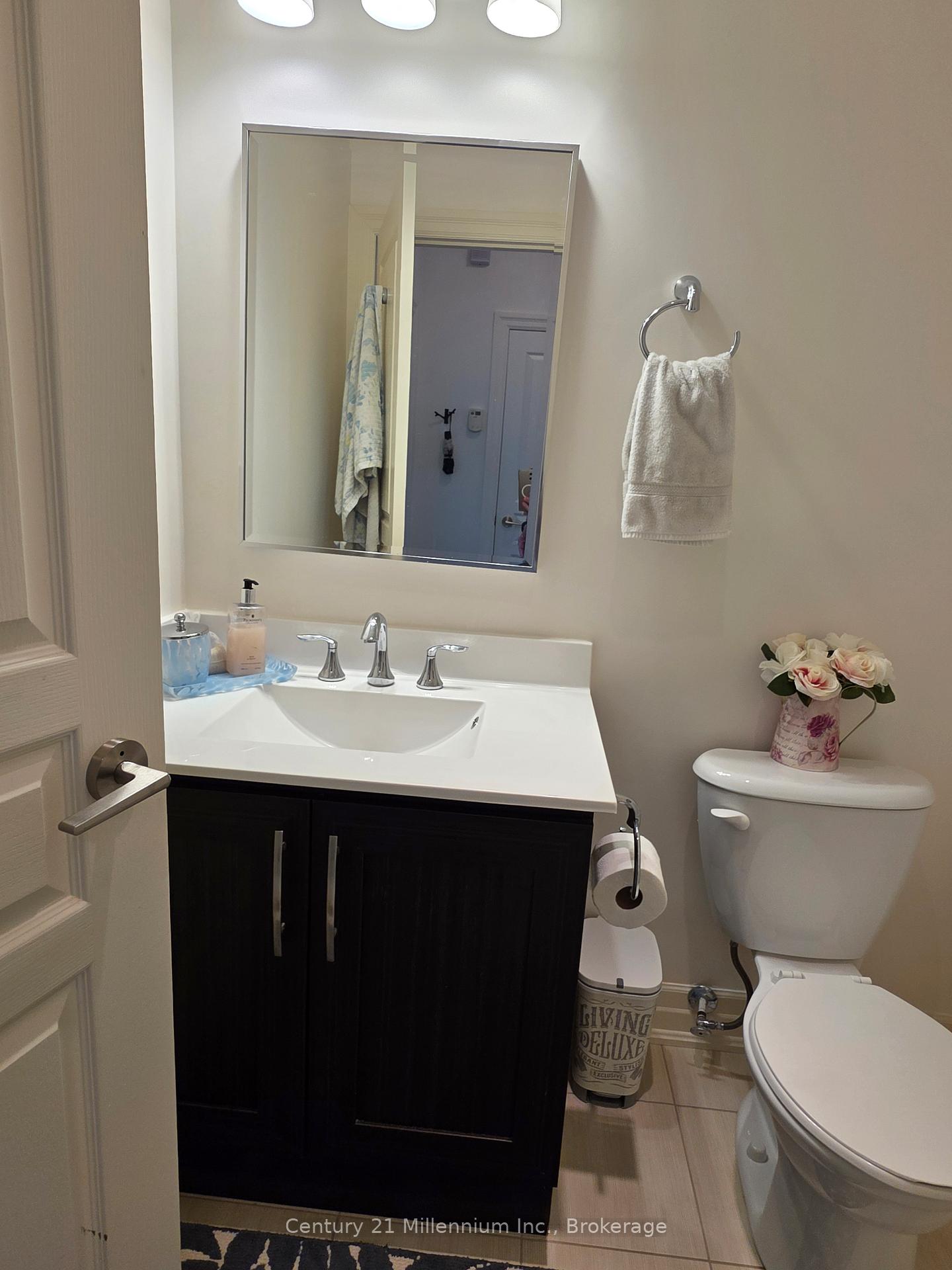 Photo 2 of Unit 203, 1 Shipyard Lane, Collingwood — HOMEH