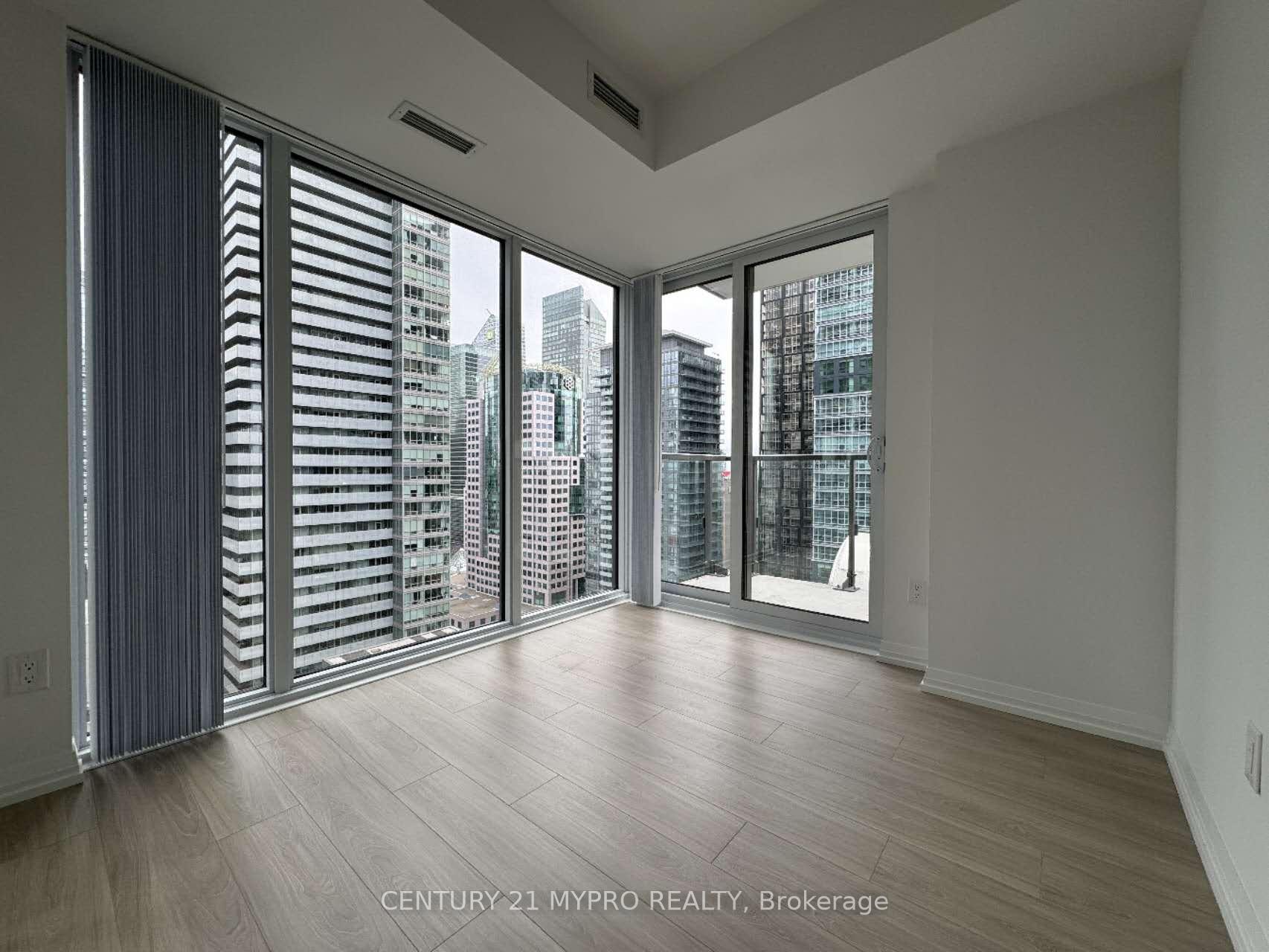 Photo 3 of Unit 2509, 8 Widmer Street, Toronto, Waterfront Communities — HOMEH