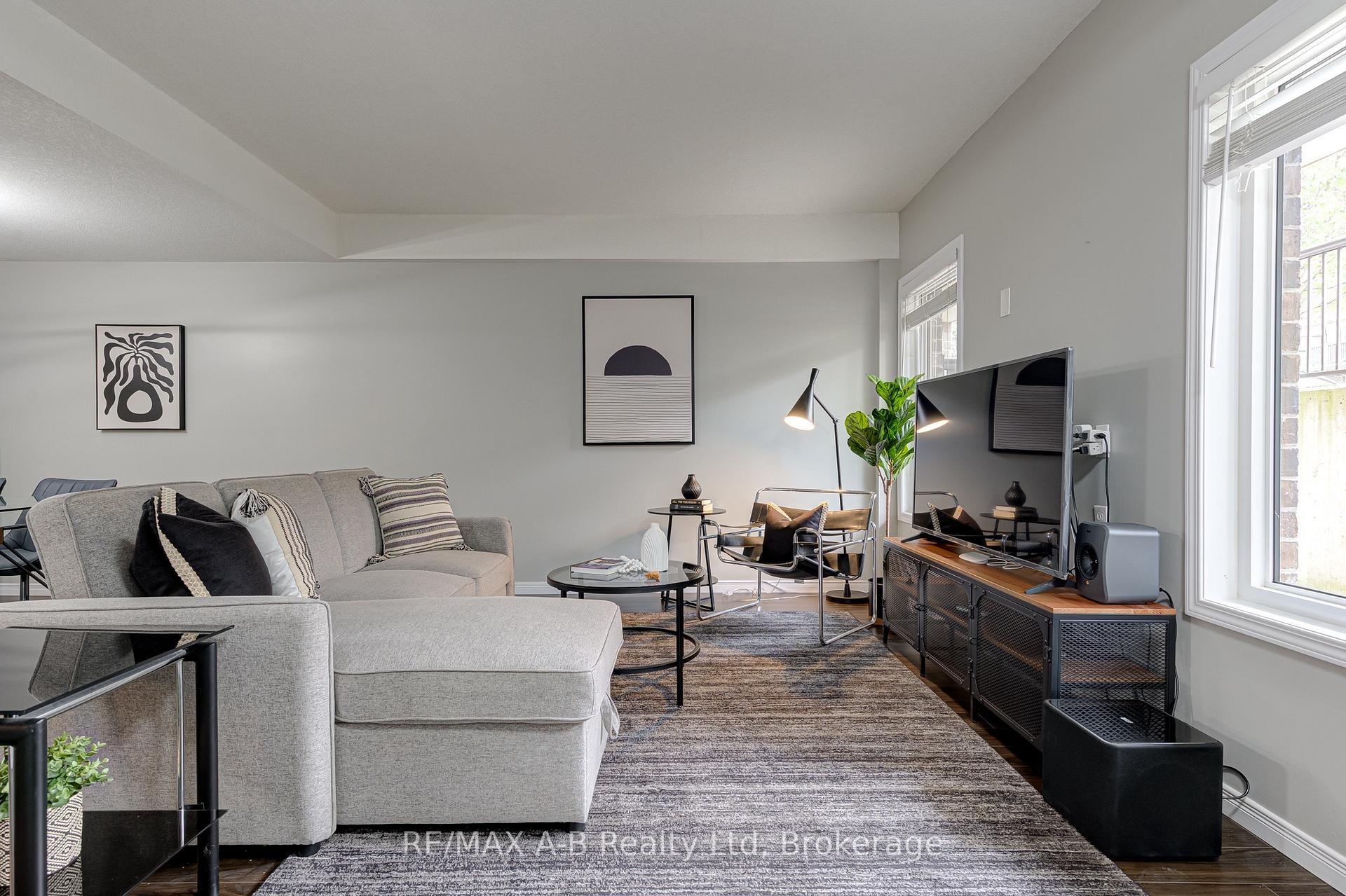 Photo 2 of Unit H, 242 Rachel Crescent, Kitchener, Trussler — HOMEH
