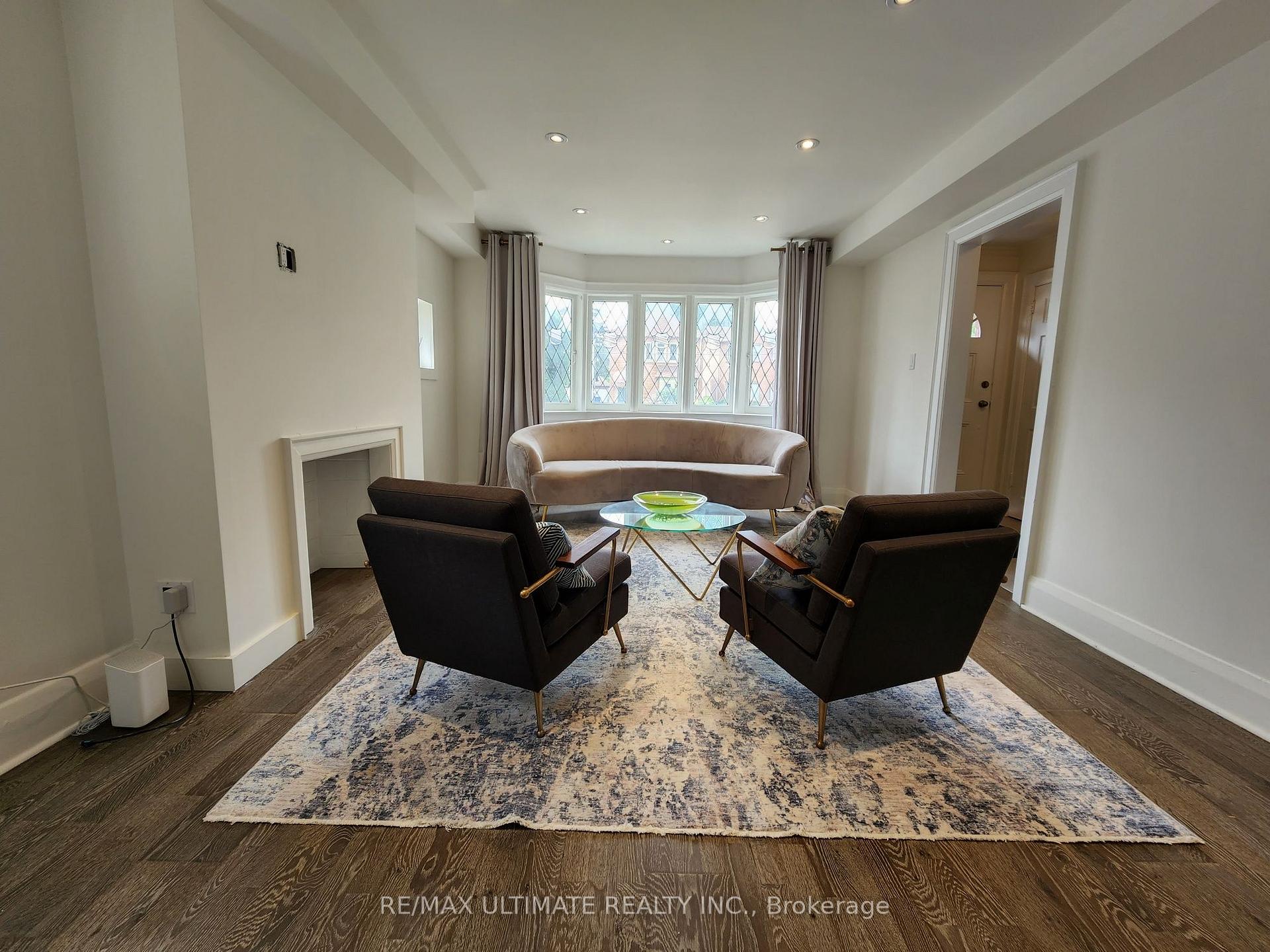 Photo 8 of 45 Warland Avenue, Toronto, East York — HOMEH