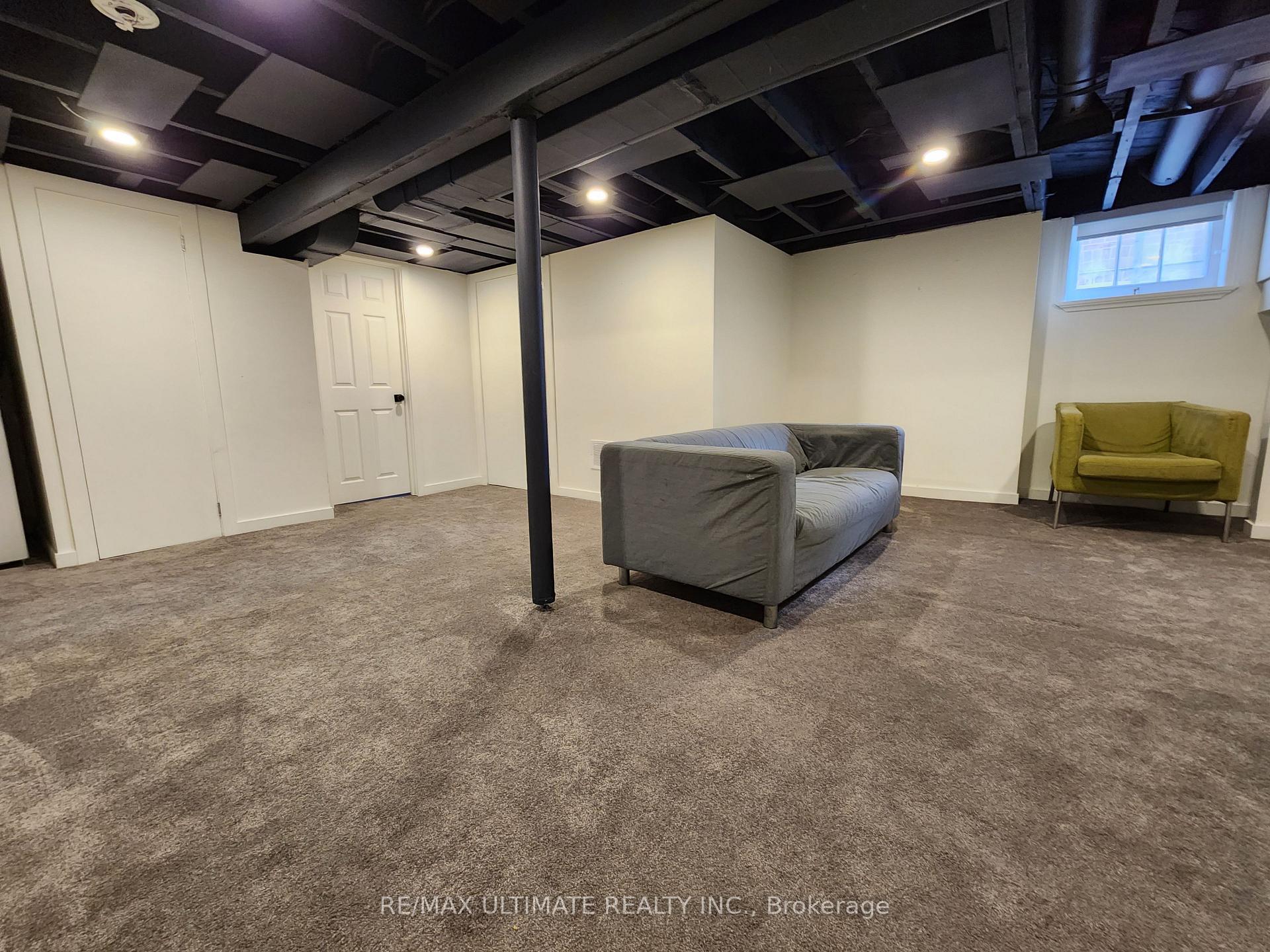 Photo 17 of 45 Warland Avenue, Toronto, East York — HOMEH