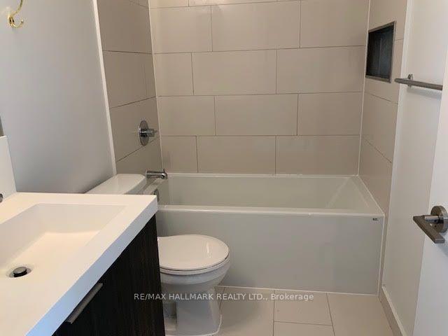 Photo 11 of Unit 1301, 225 Sumach Street E, Toronto, Regent Park — HOMEH