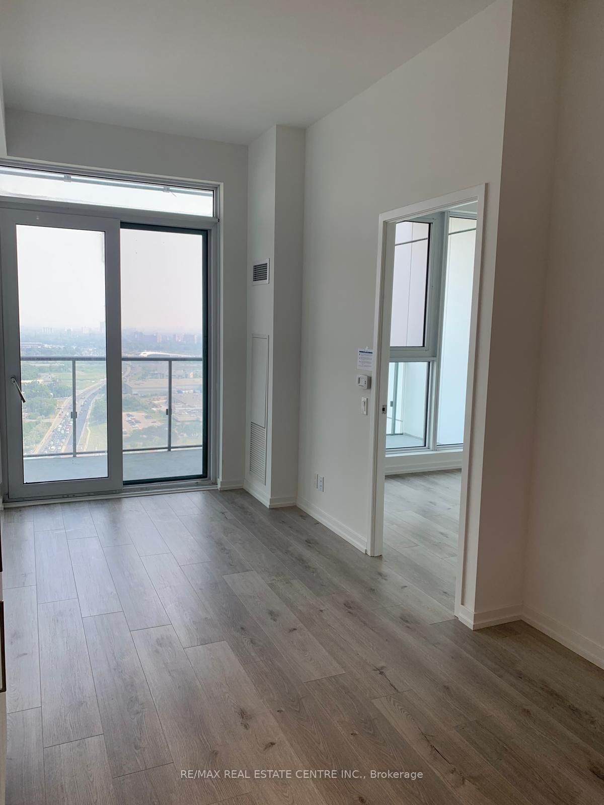 Photo 7 of Unit 3001, 7890 Jane Street, Vaughan, Vaughan Corporate Centre — HOMEH