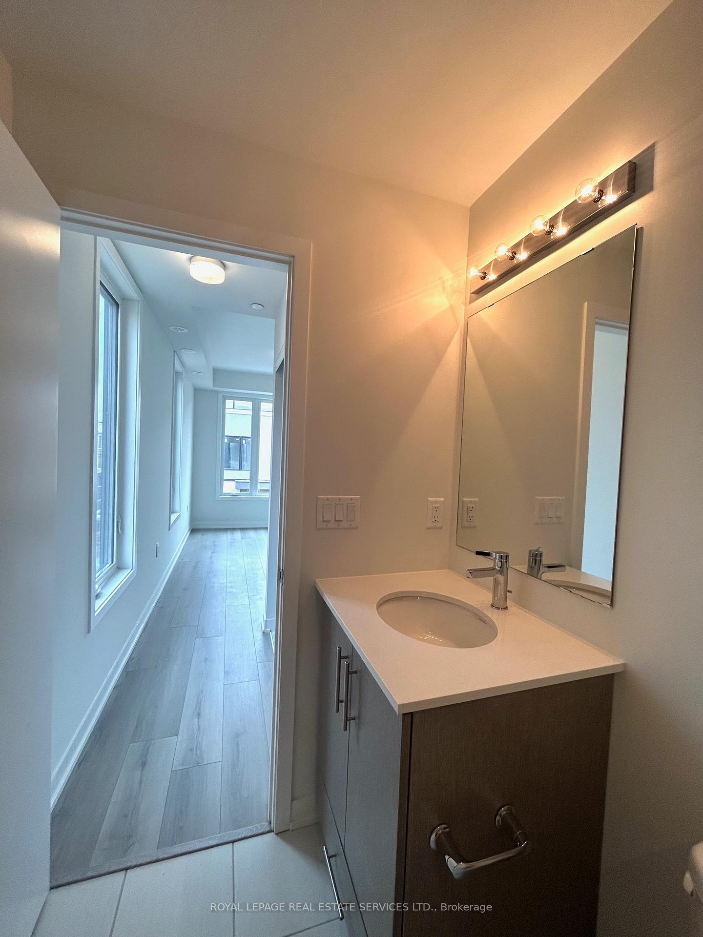 Photo 16 of Unit 18, 3405 Ridgeway Drive, Mississauga, Erin Mills — HOMEH