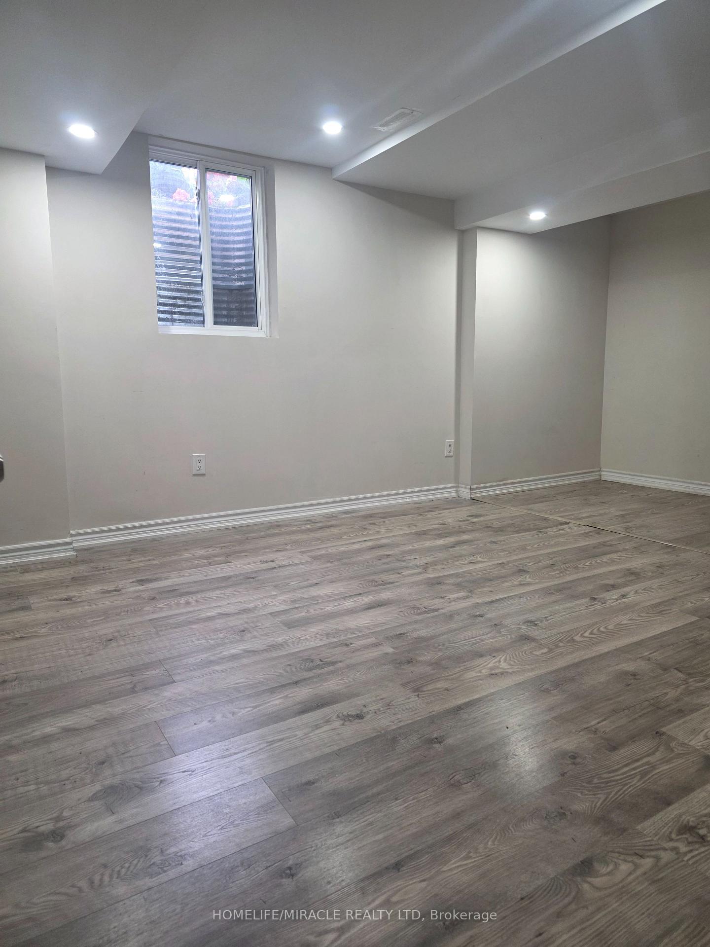 Photo 17 of Unit BSMT, 1022 Glenbourne Drive, Oshawa, Pinecrest — HOMEH