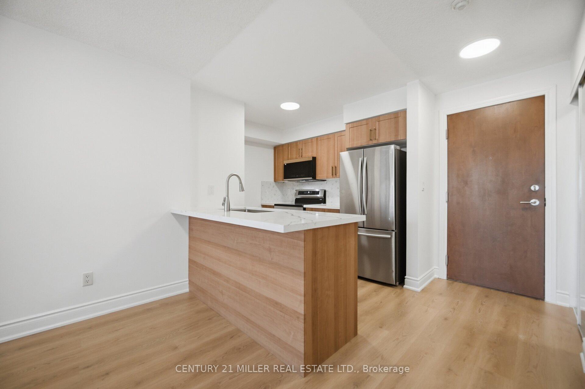 Photo 9 of Unit 1203, 310 Burnhamthorpe Road W, Mississauga, City Centre — HOMEH