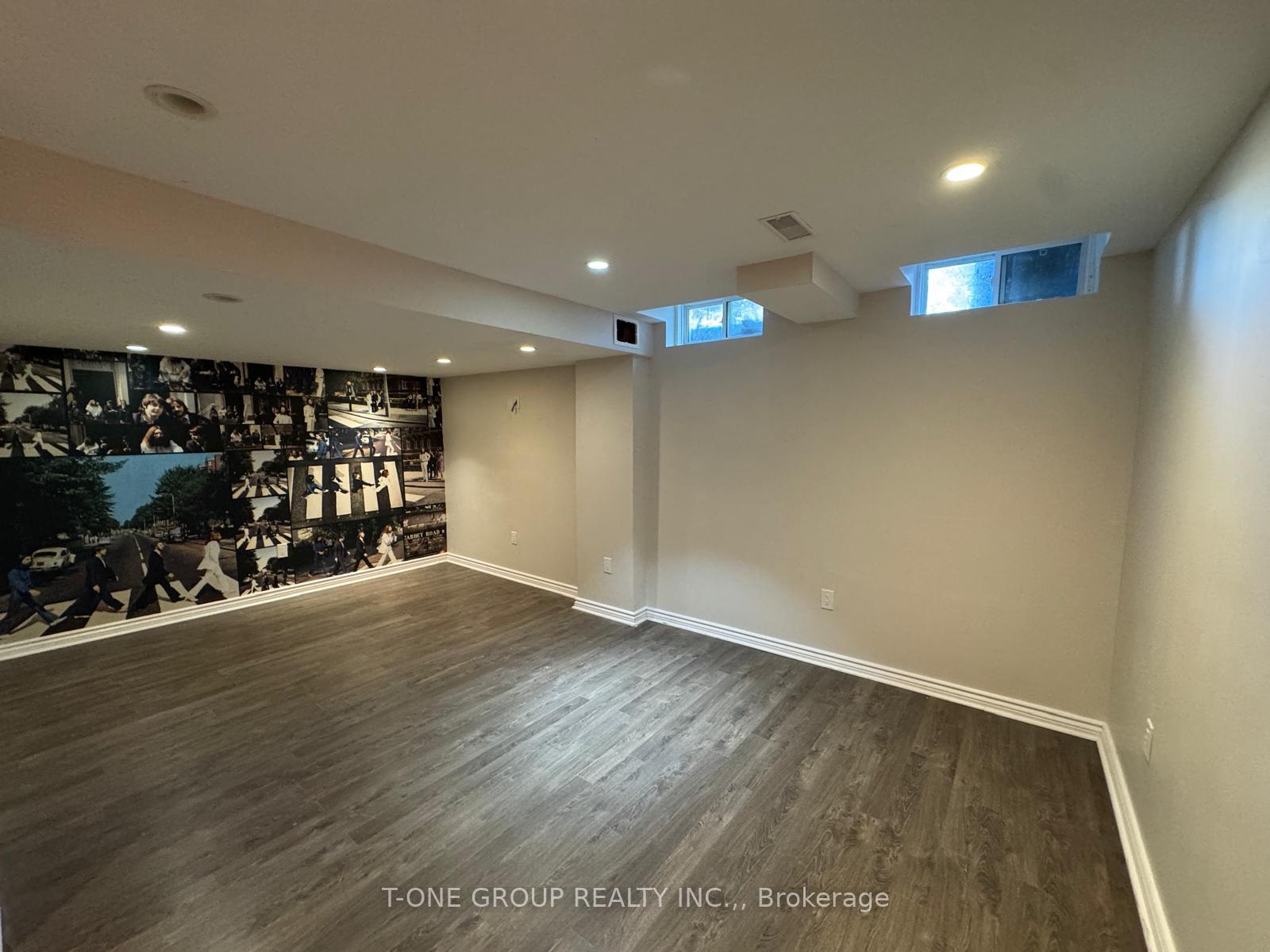 Photo 20 of 138 Denise Circle, Newmarket, Summerhill Estates — HOMEH