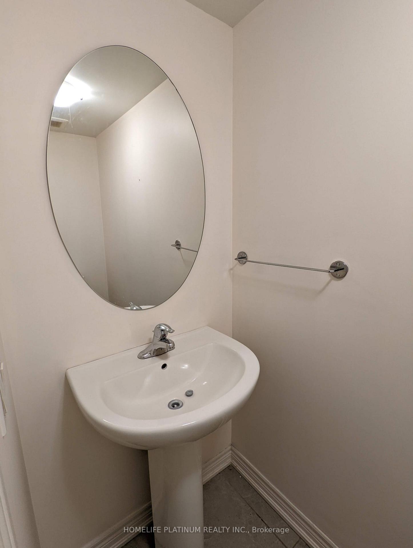Photo 3 of Unit 43, 7768 Ascot Circle, Niagara Falls, Ascot — HOMEH