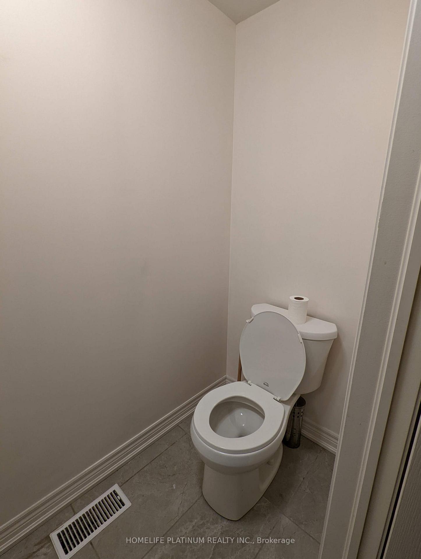 Photo 11 of Unit 43, 7768 Ascot Circle, Niagara Falls, Ascot — HOMEH