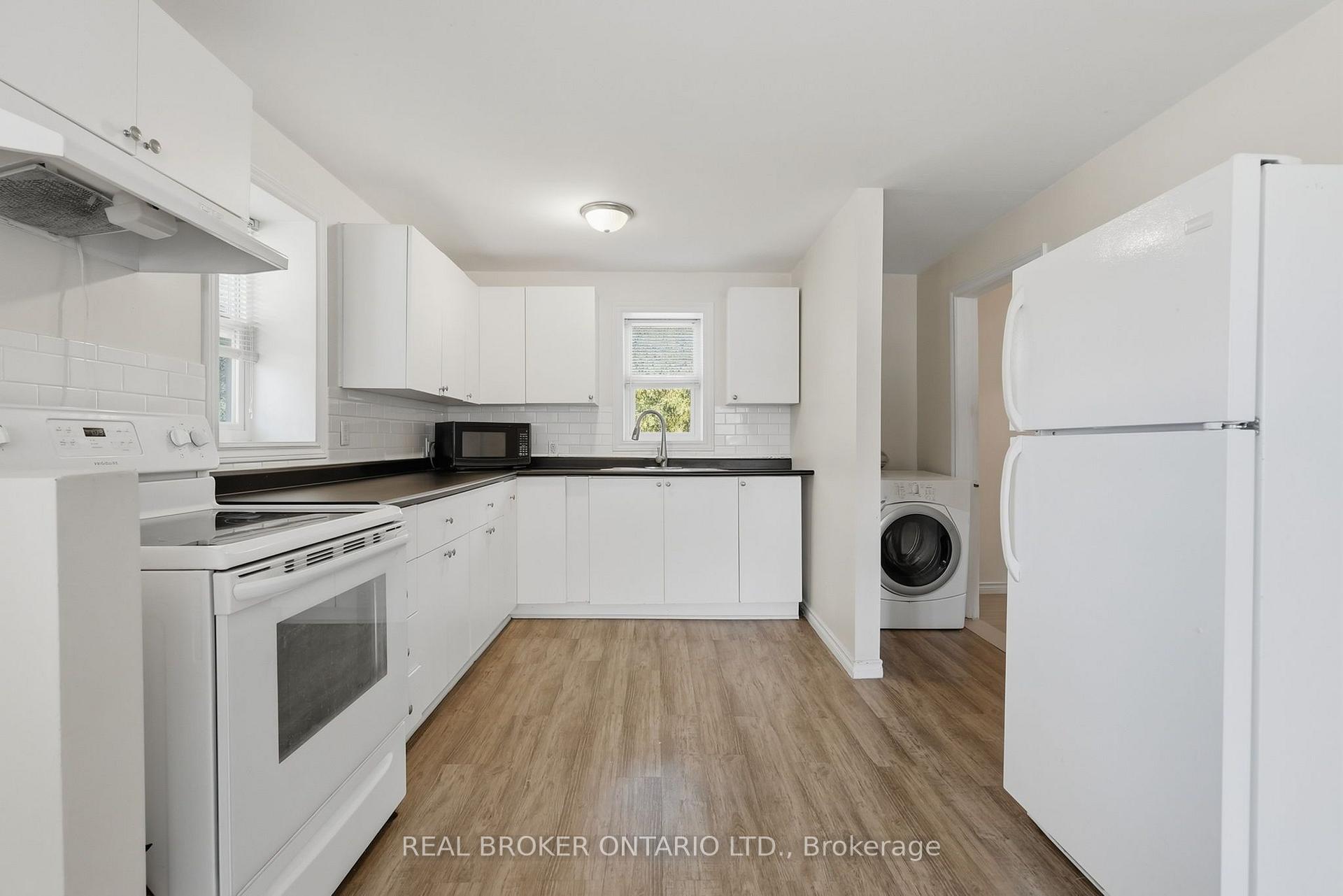 Photo 4 of 6 Temperance Street, Uxbridge, Rural Uxbridge — HOMEH