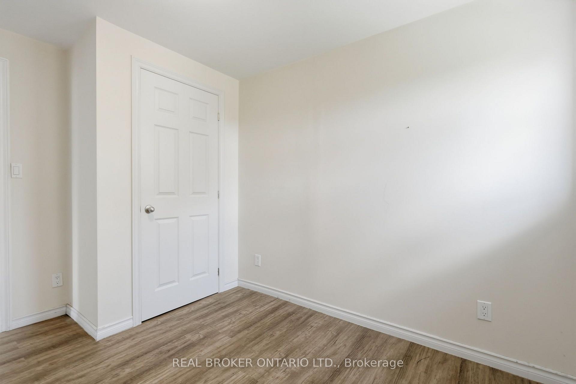 Photo 13 of 6 Temperance Street, Uxbridge, Rural Uxbridge — HOMEH