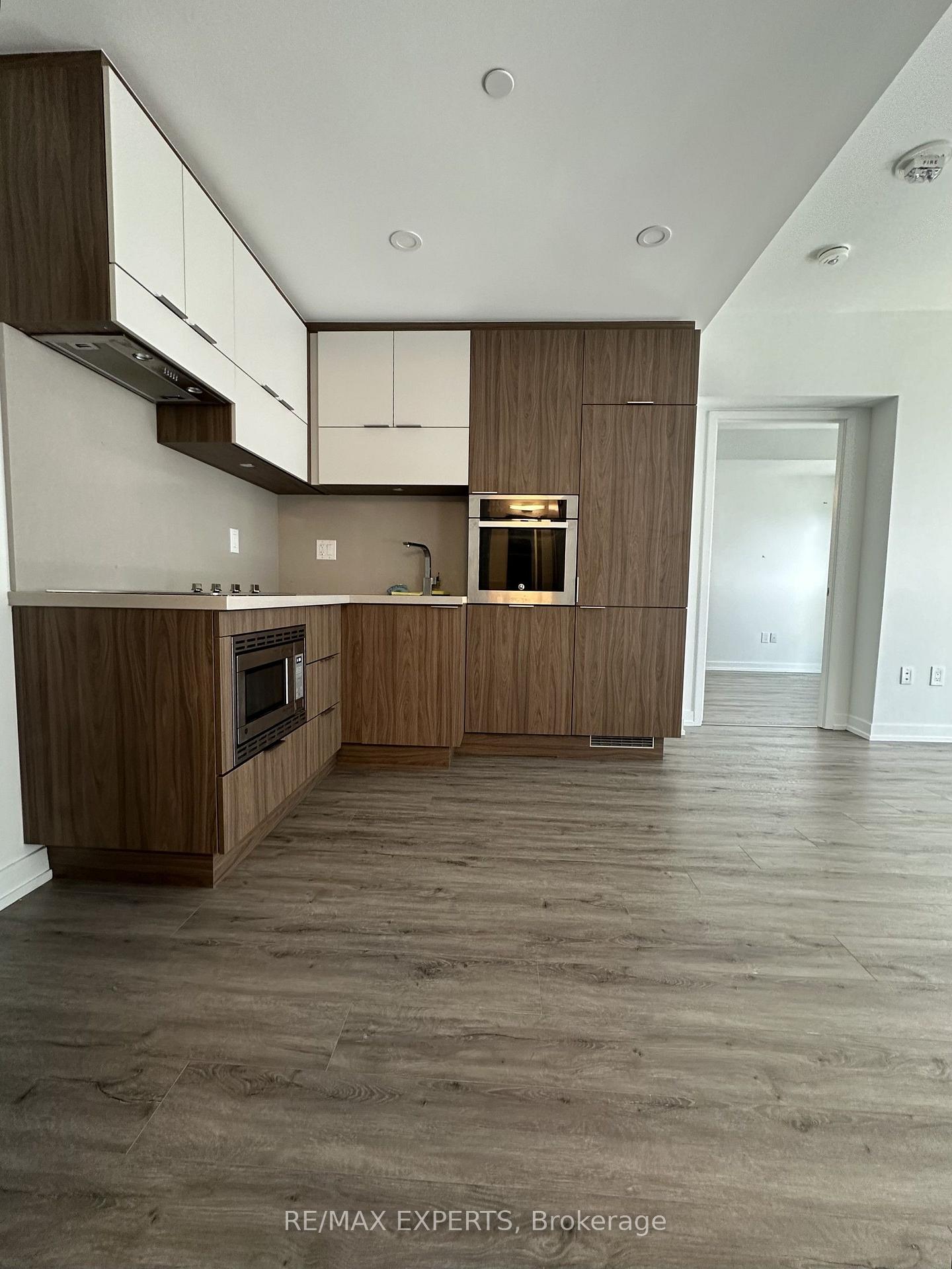 Photo 11 of Unit 2707, 39 Roehampton Road, Toronto, Mount Pleasant West — HOMEH