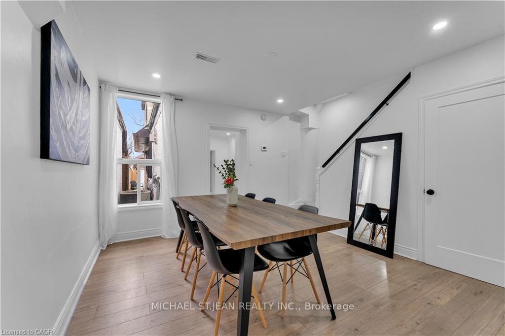 Photo 5 of 237 West Avenue, Hamilton, North End — HOMEH