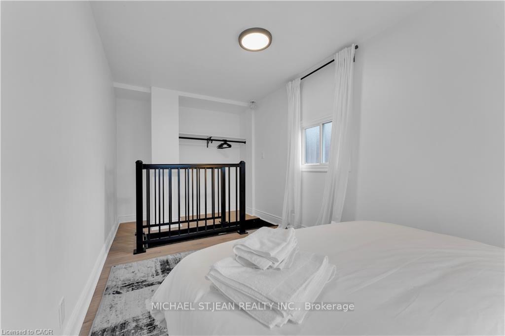 Photo 23 of 237 West Avenue, Hamilton, North End — HOMEH