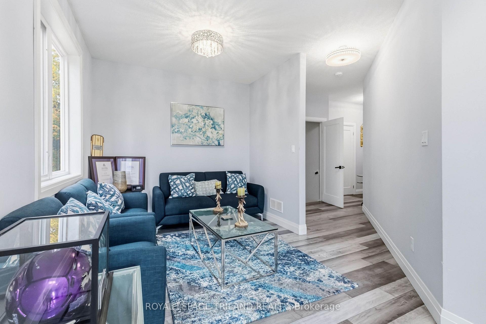 Photo 10 of 1312 Sandbar Street, London, North I — HOMEH