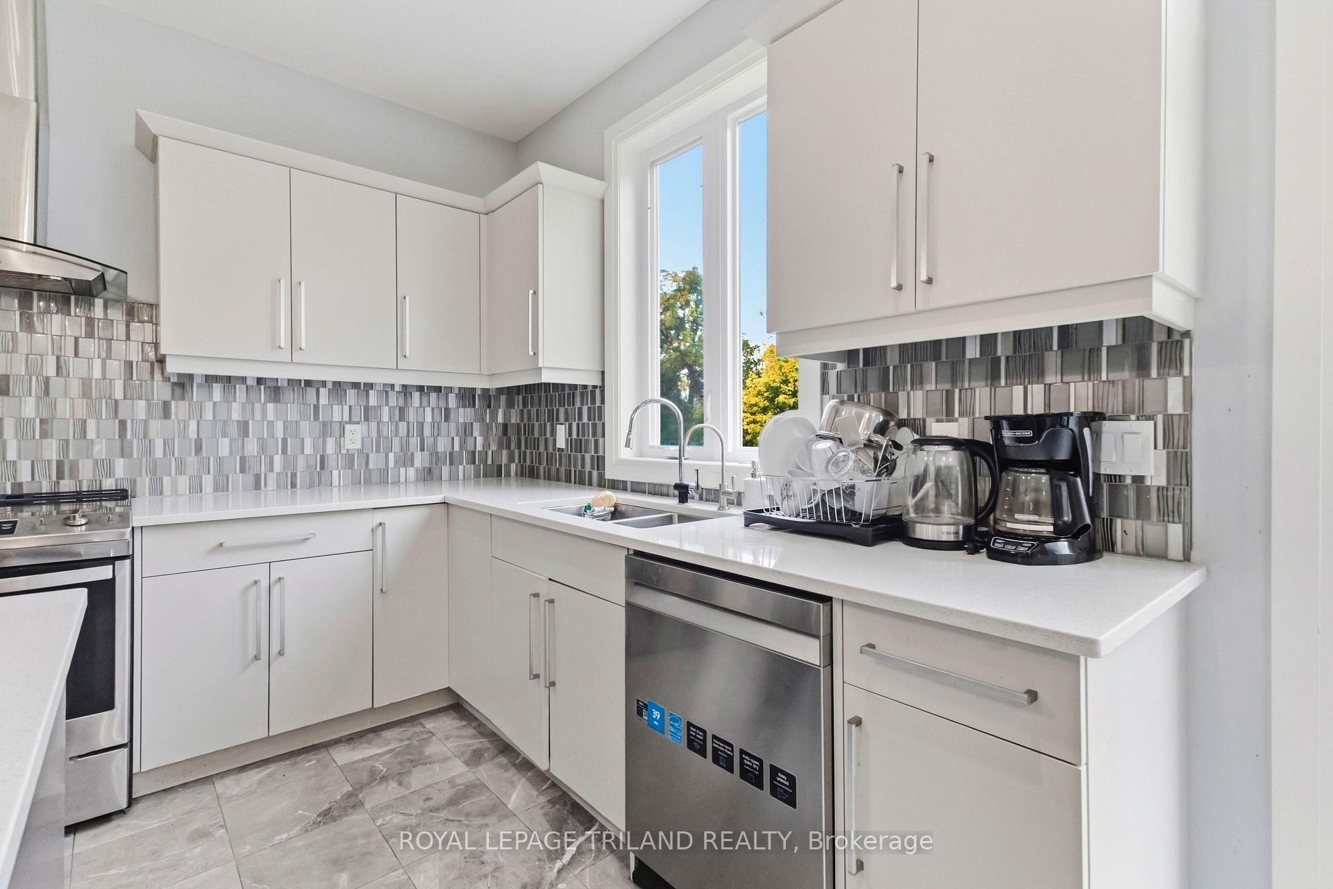 Photo 18 of 1312 Sandbar Street, London, North I — HOMEH