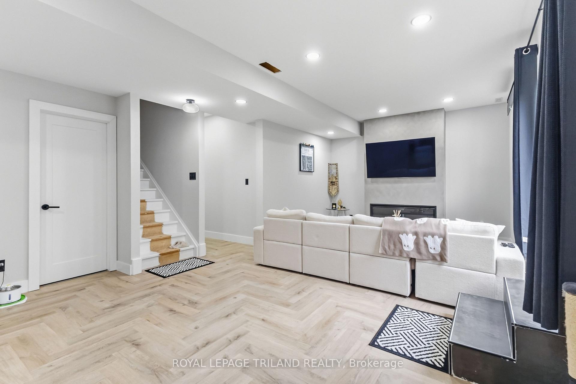 Photo 43 of 1312 Sandbar Street, London, North I — HOMEH