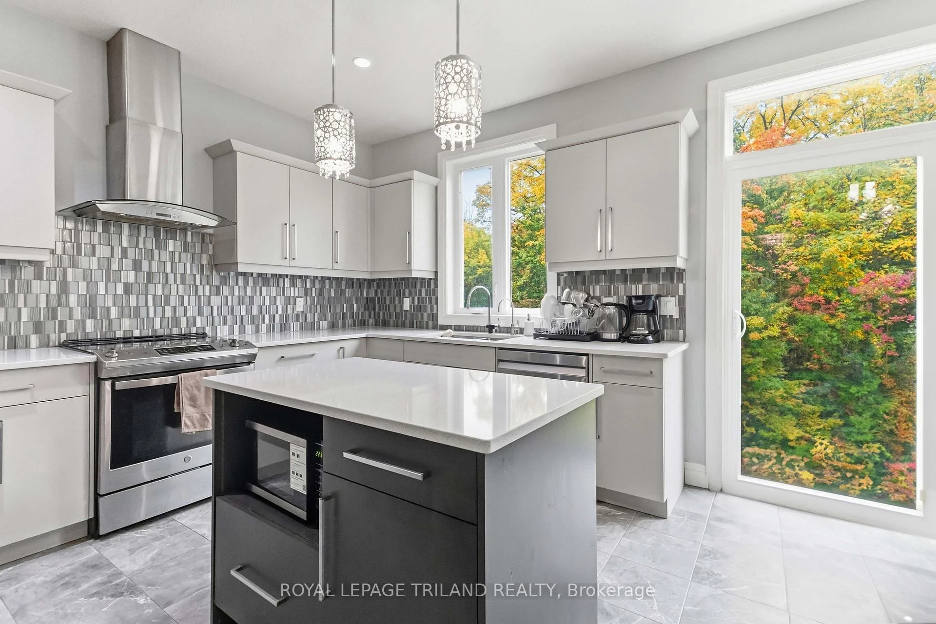 Photo 19 of 1312 Sandbar Street, London, North I — HOMEH