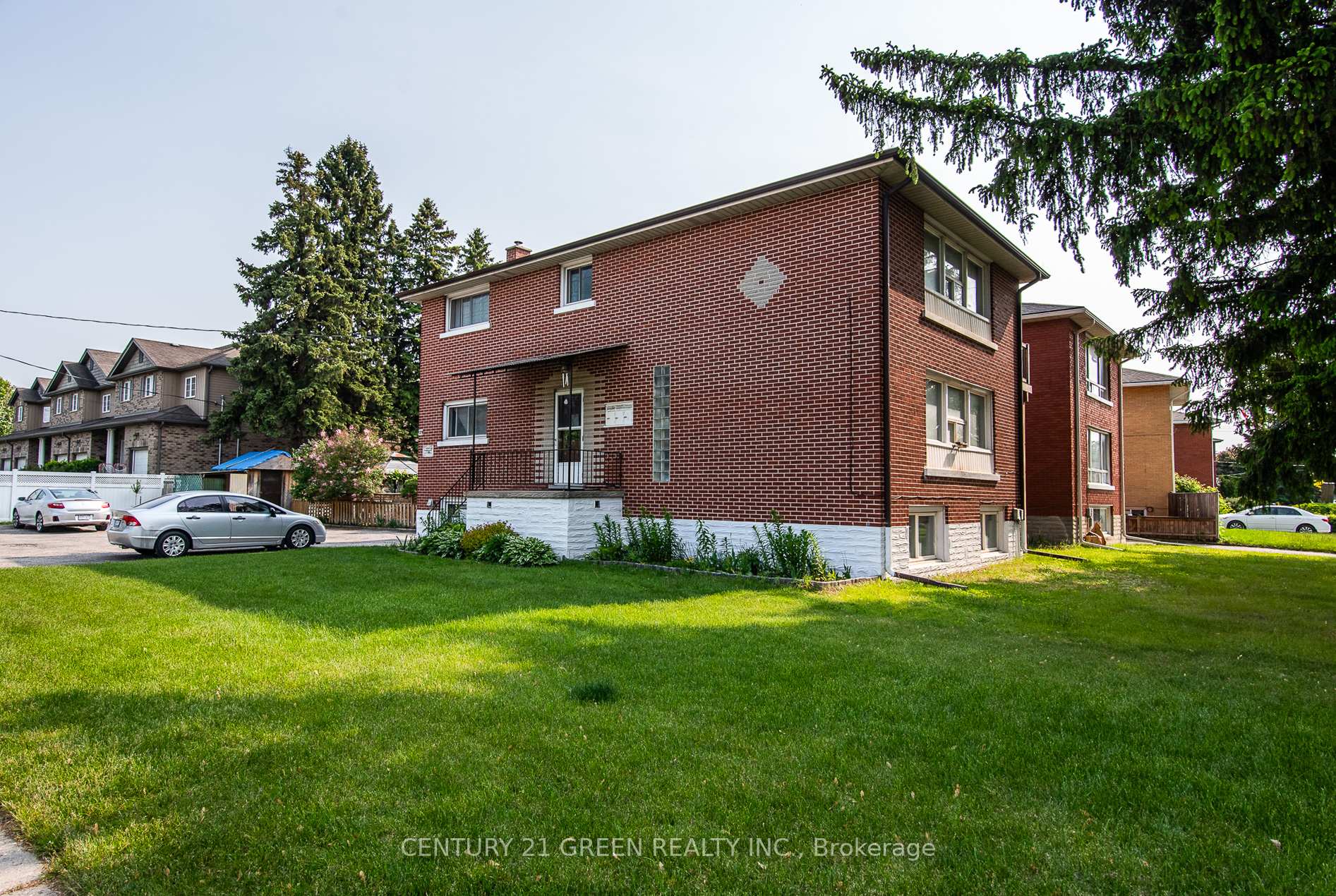 Photo 2 of 129 River Road E, Kitchener, Heritage Park/Rosemount — HOMEH