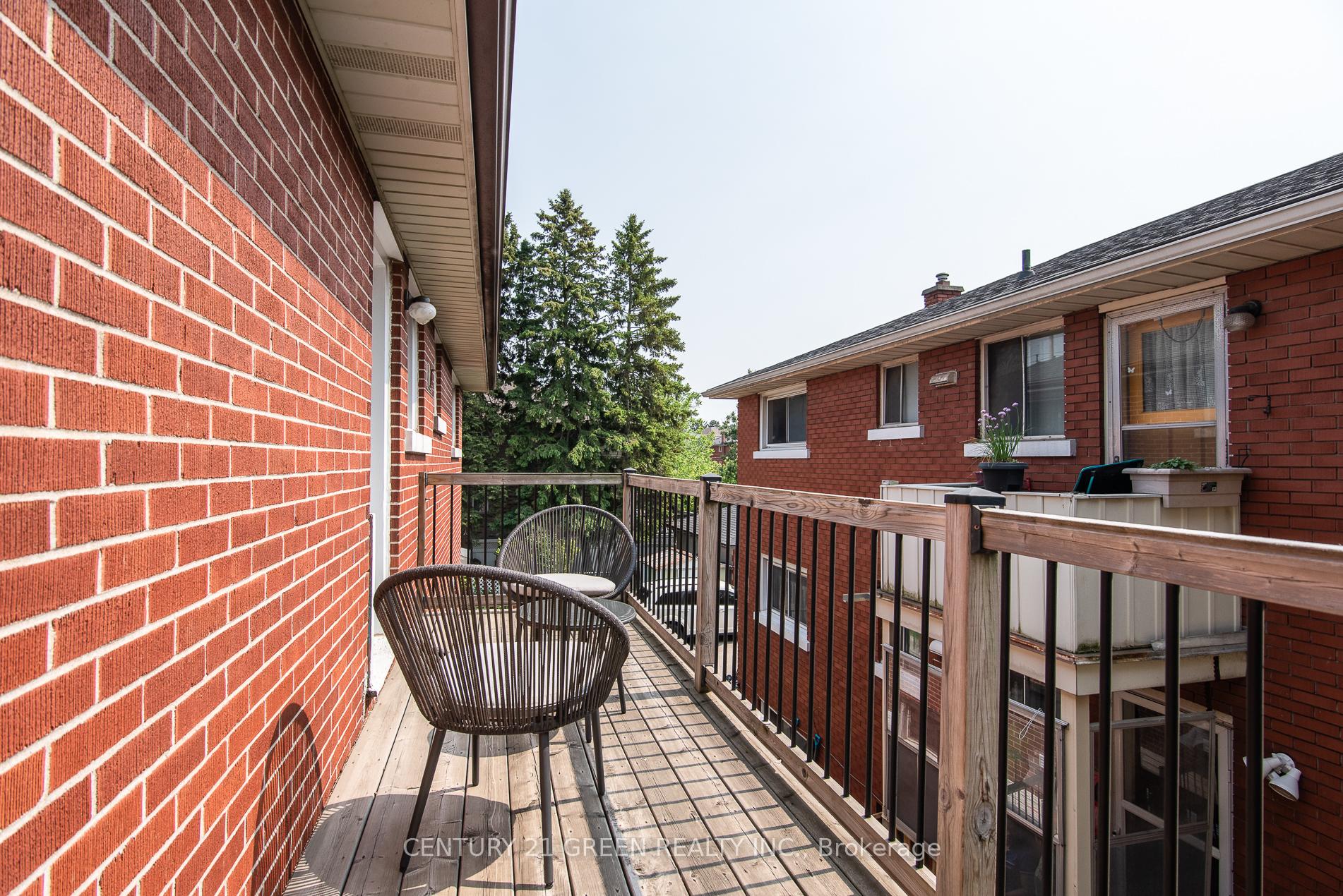 Photo 23 of 129 River Road E, Kitchener, Heritage Park/Rosemount — HOMEH