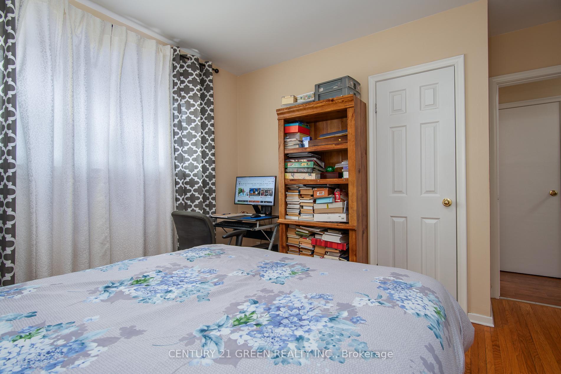 Photo 26 of 129 River Road E, Kitchener, Heritage Park/Rosemount — HOMEH