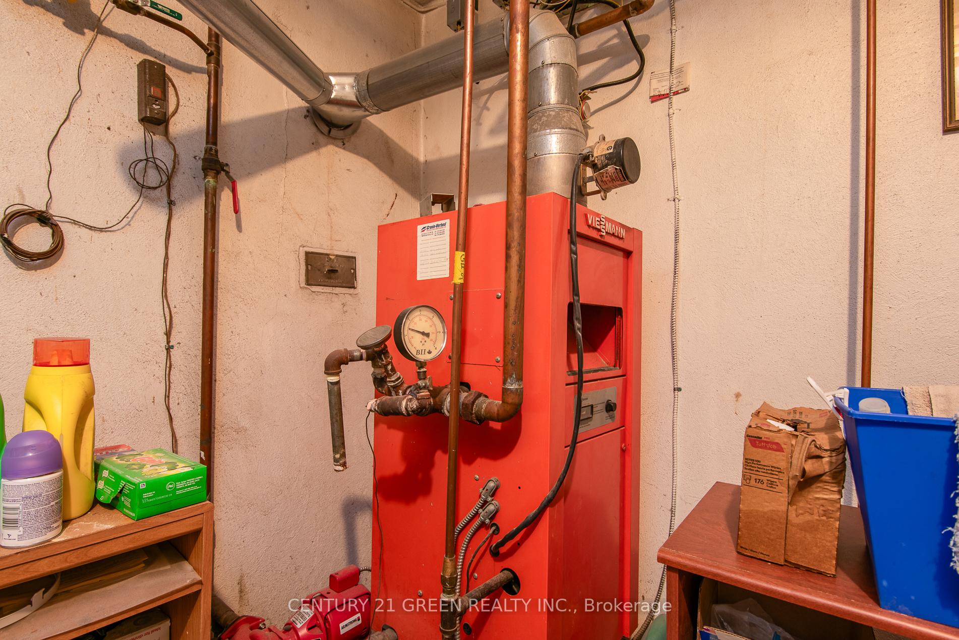 Photo 33 of 129 River Road E, Kitchener, Heritage Park/Rosemount — HOMEH