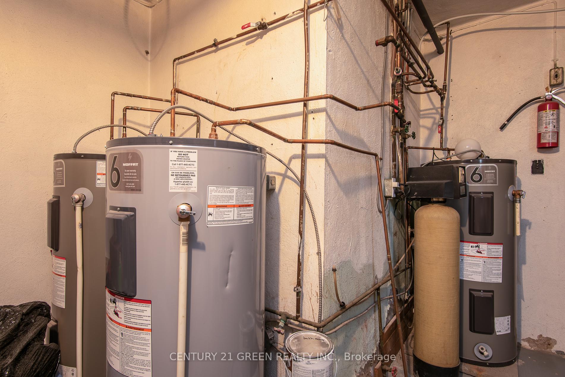 Photo 34 of 129 River Road E, Kitchener, Heritage Park/Rosemount — HOMEH