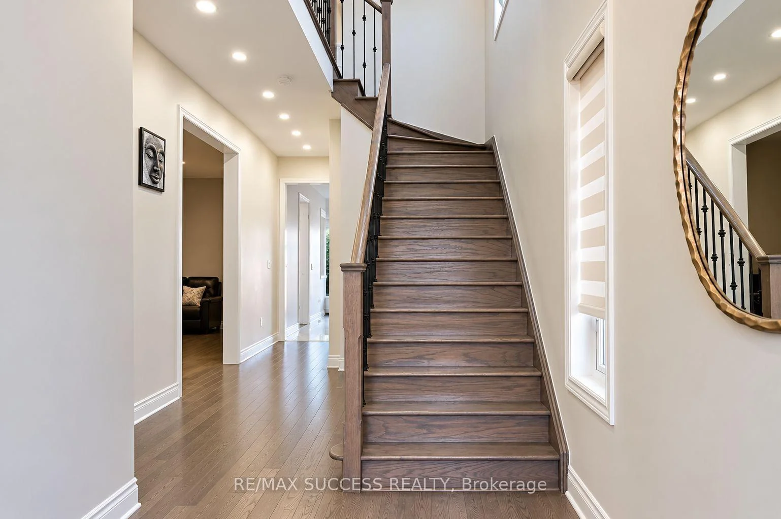 Photo 8 of 120 Morningside Drive, Halton Hills, Georgetown — HOMEH