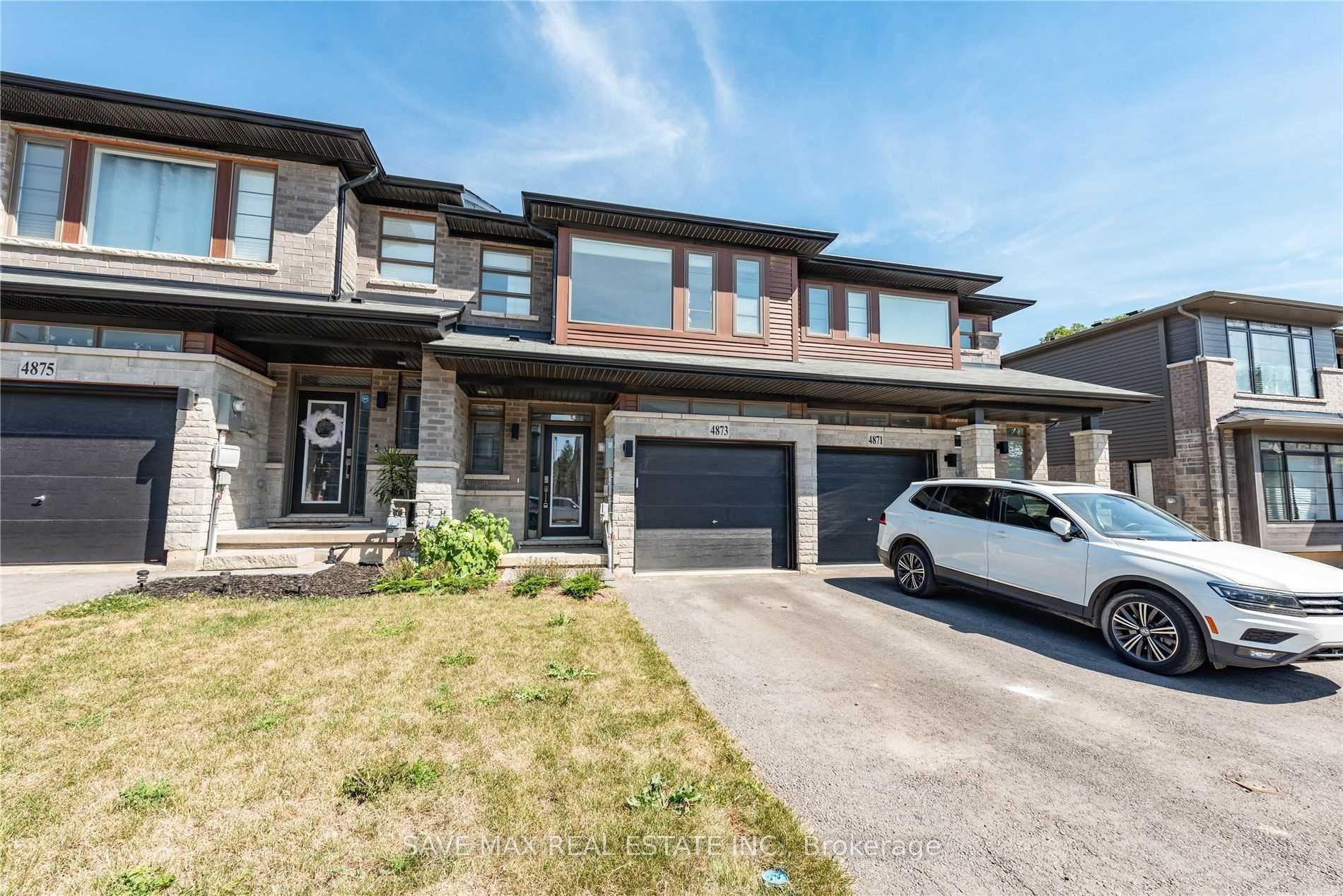 Photo 2 of 4873 Connor Drive, Lincoln, Beamsville — HOMEH