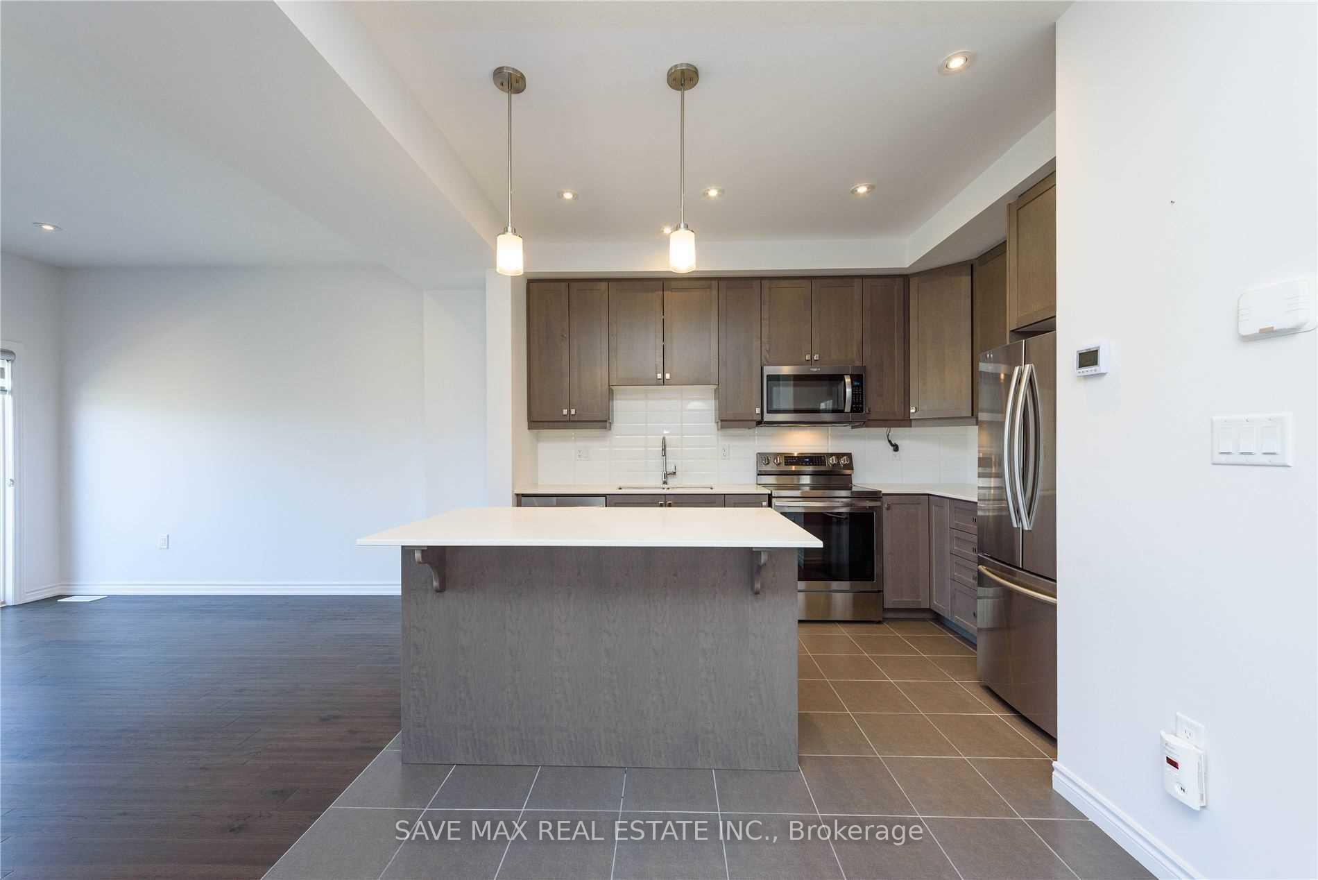 Photo 9 of 4873 Connor Drive, Lincoln, Beamsville — HOMEH