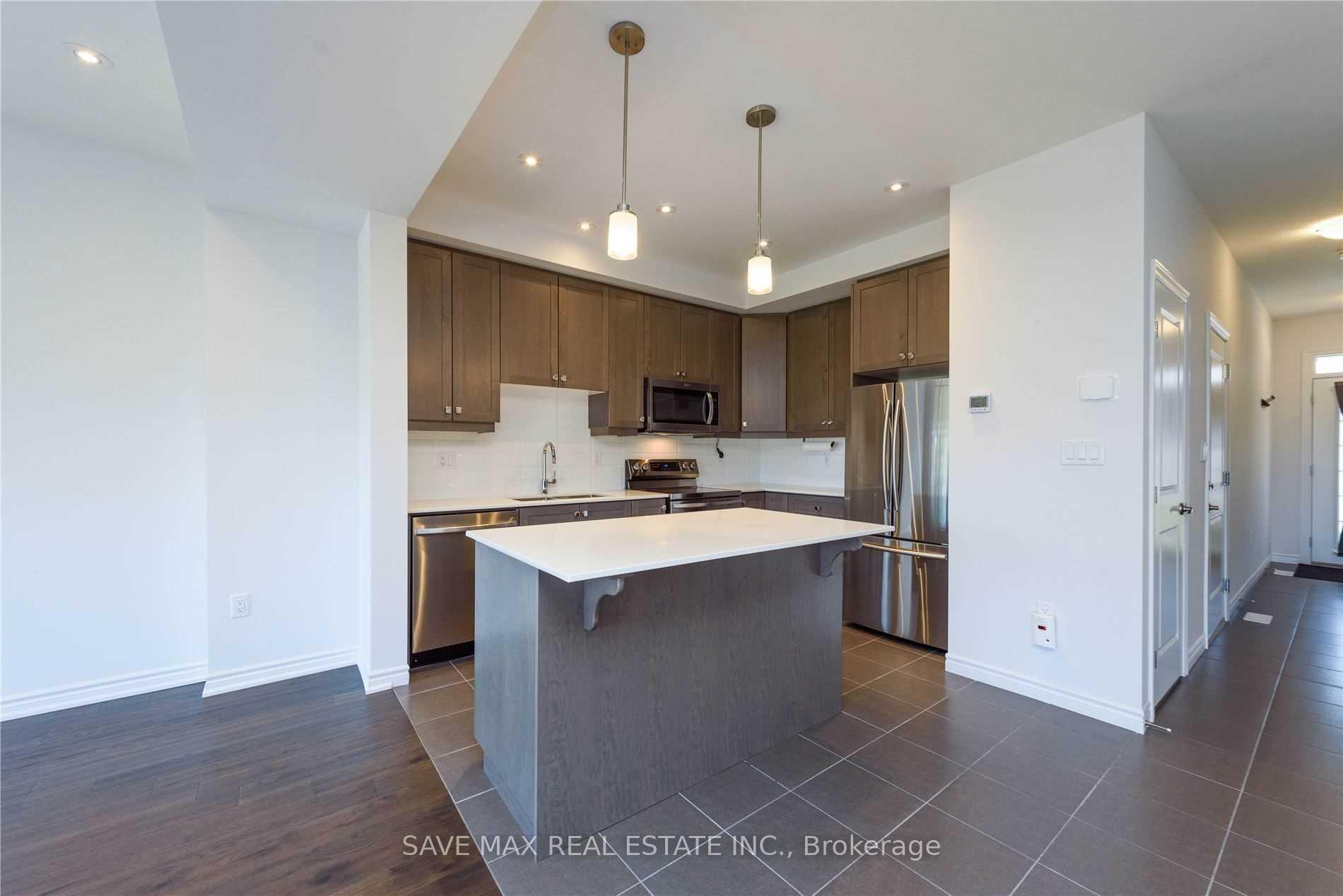 Photo 10 of 4873 Connor Drive, Lincoln, Beamsville — HOMEH