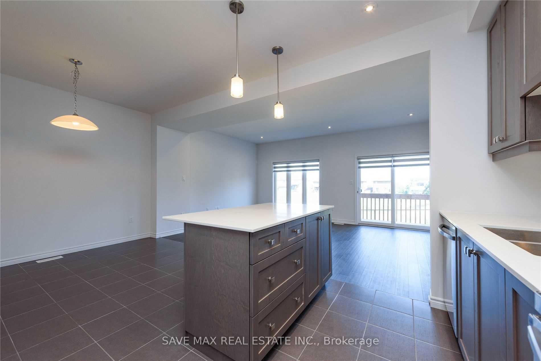 Photo 15 of 4873 Connor Drive, Lincoln, Beamsville — HOMEH
