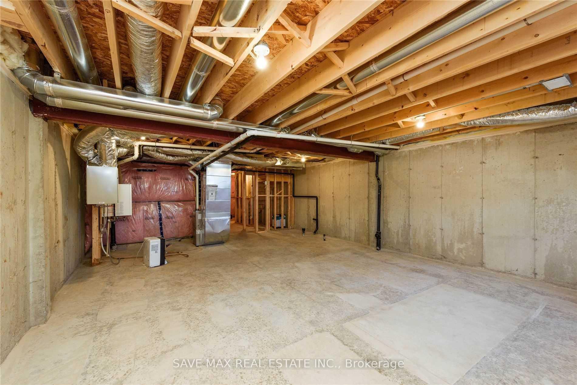 Photo 37 of 4873 Connor Drive, Lincoln, Beamsville — HOMEH