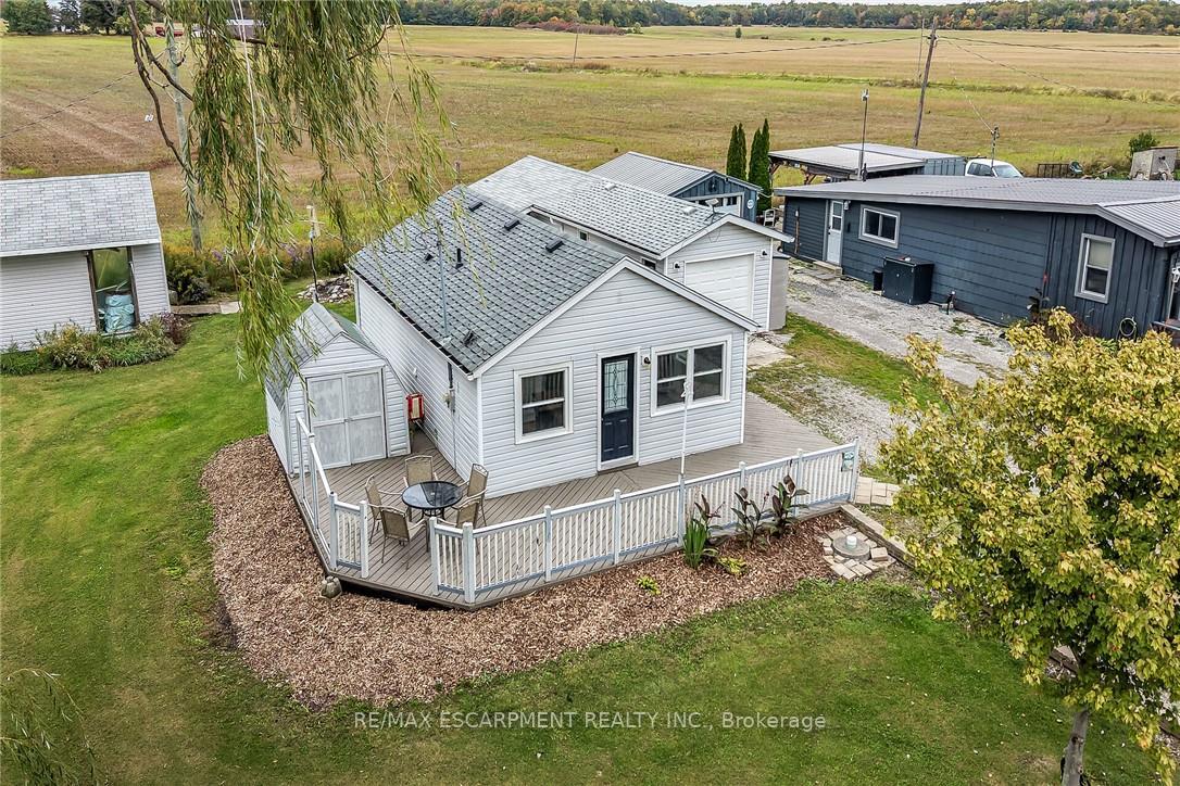 Photo 3 of 5 Willoway Lane, Haldimand — HOMEH