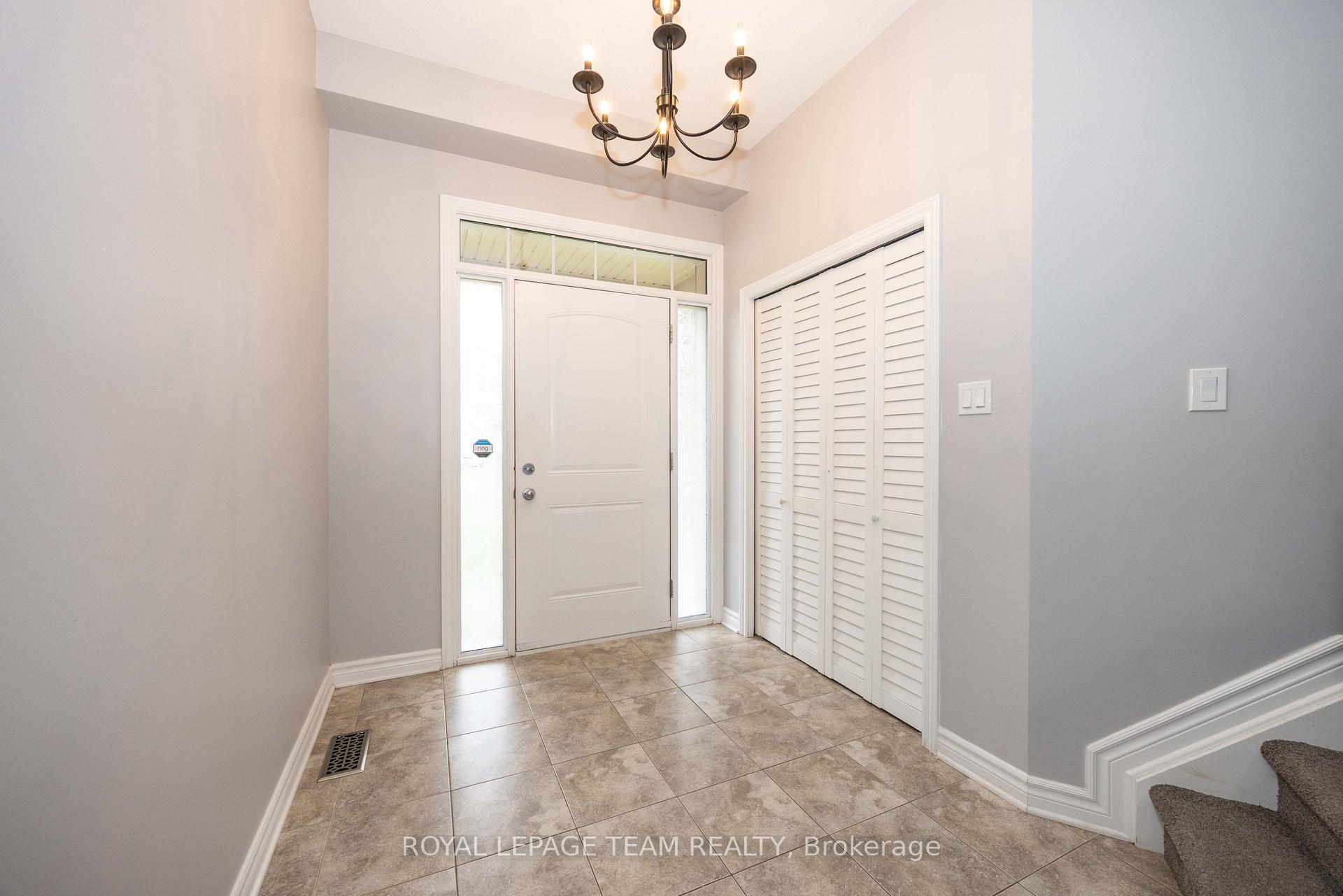 Photo 4 of 122 Highbury Park Drive, Ottawa, Barrhaven - Longfields — HOMEH