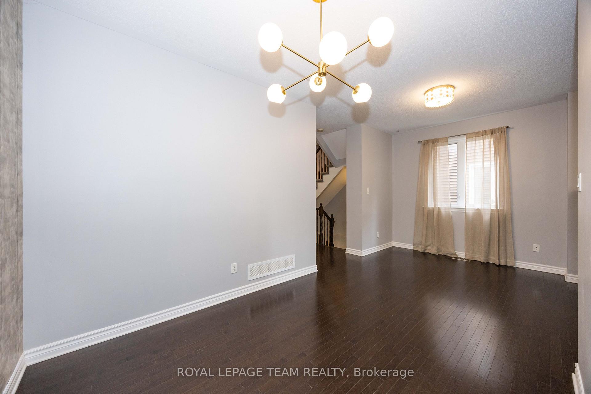 Photo 8 of 122 Highbury Park Drive, Ottawa, Barrhaven - Longfields — HOMEH