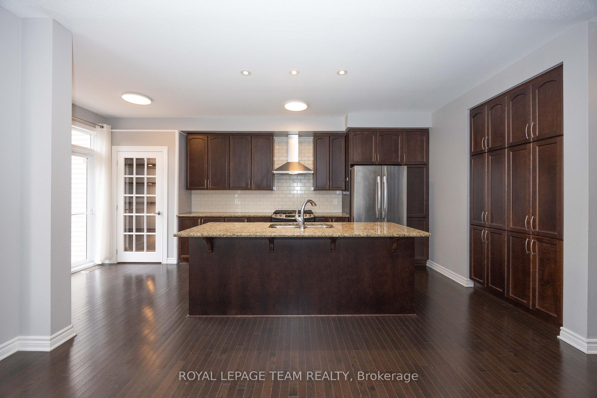 Photo 12 of 122 Highbury Park Drive, Ottawa, Barrhaven - Longfields — HOMEH