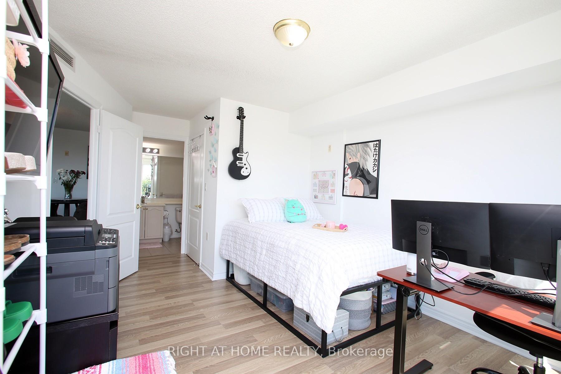 Photo 17 of Unit 505, 3830 Bathurst Street, North York, Clanton Park — HOMEH