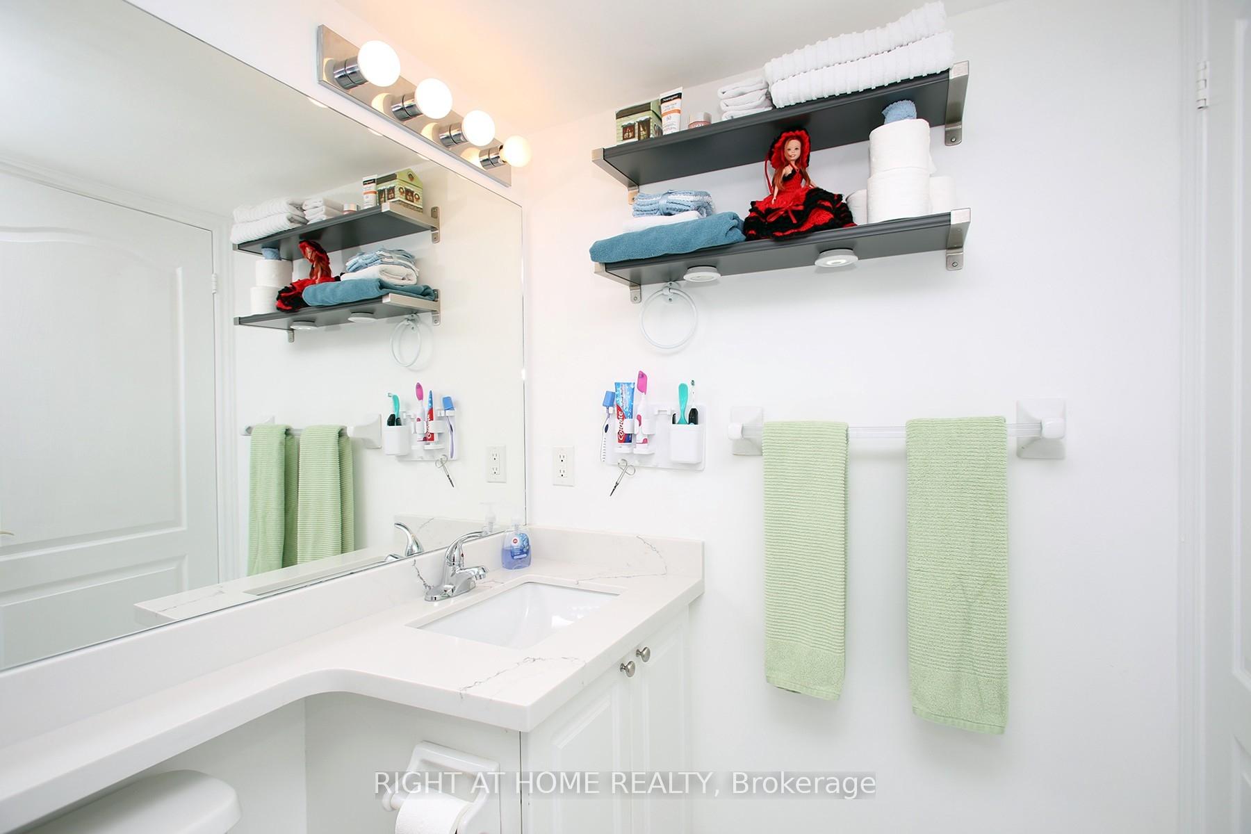Photo 21 of Unit 505, 3830 Bathurst Street, North York, Clanton Park — HOMEH