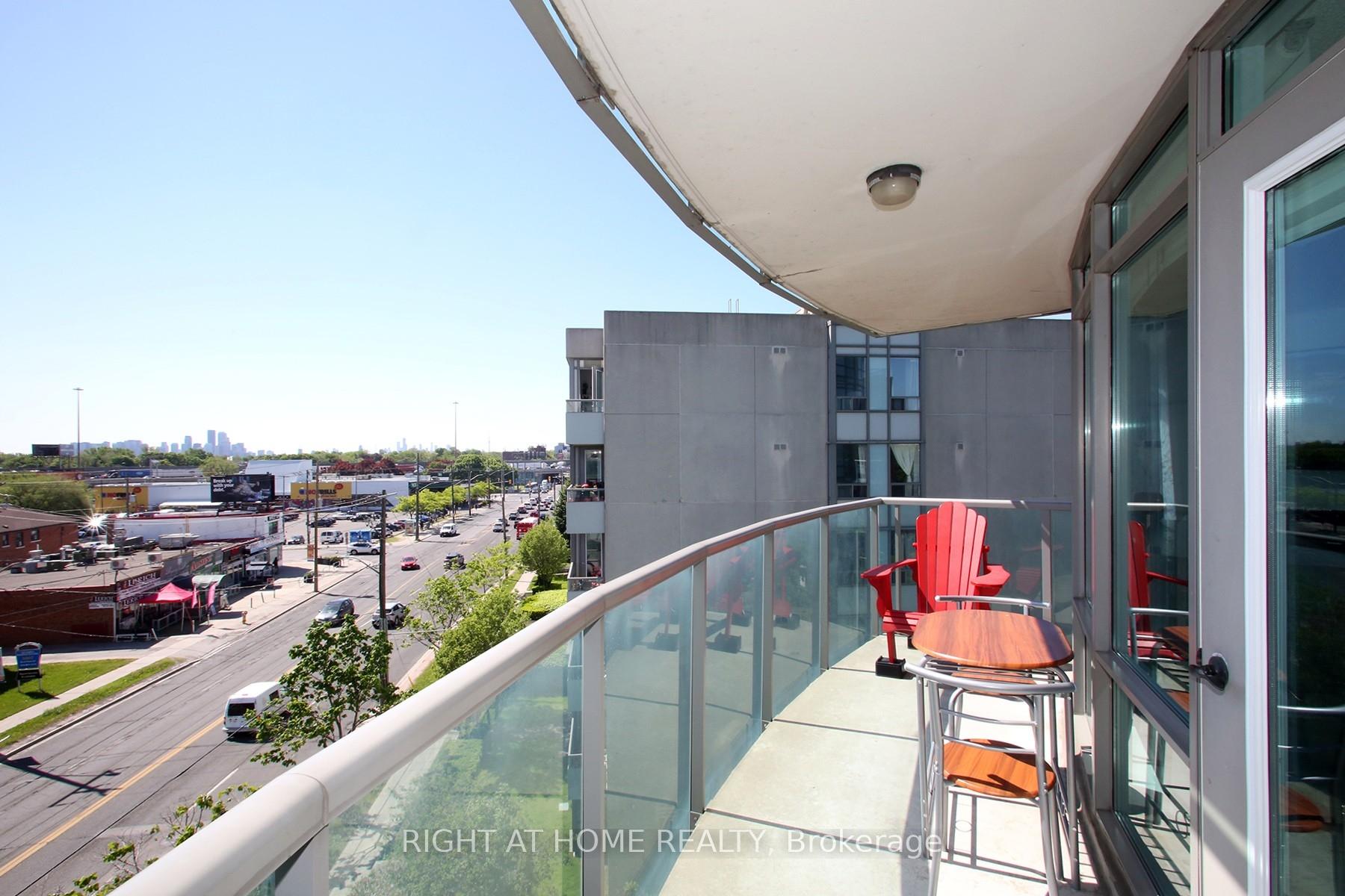 Photo 22 of Unit 505, 3830 Bathurst Street, North York, Clanton Park — HOMEH