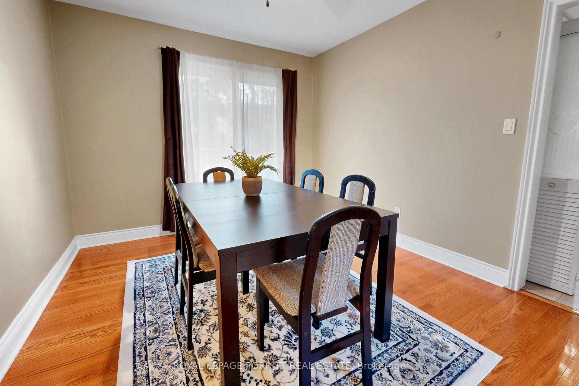 Photo 14 of 14 Heslop Drive, Etobicoke, Alderwood — HOMEH