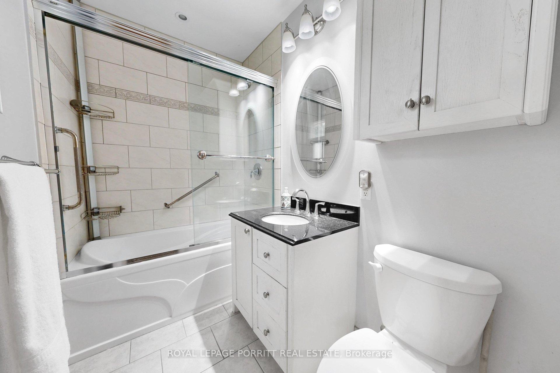 Photo 19 of 14 Heslop Drive, Etobicoke, Alderwood — HOMEH