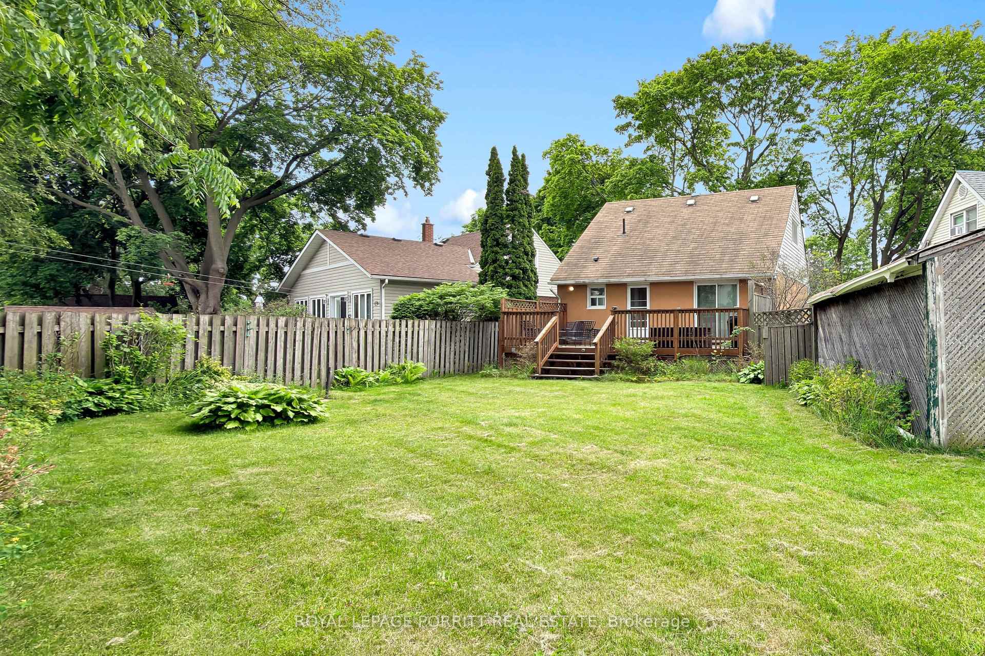 Photo 45 of 14 Heslop Drive, Etobicoke, Alderwood — HOMEH