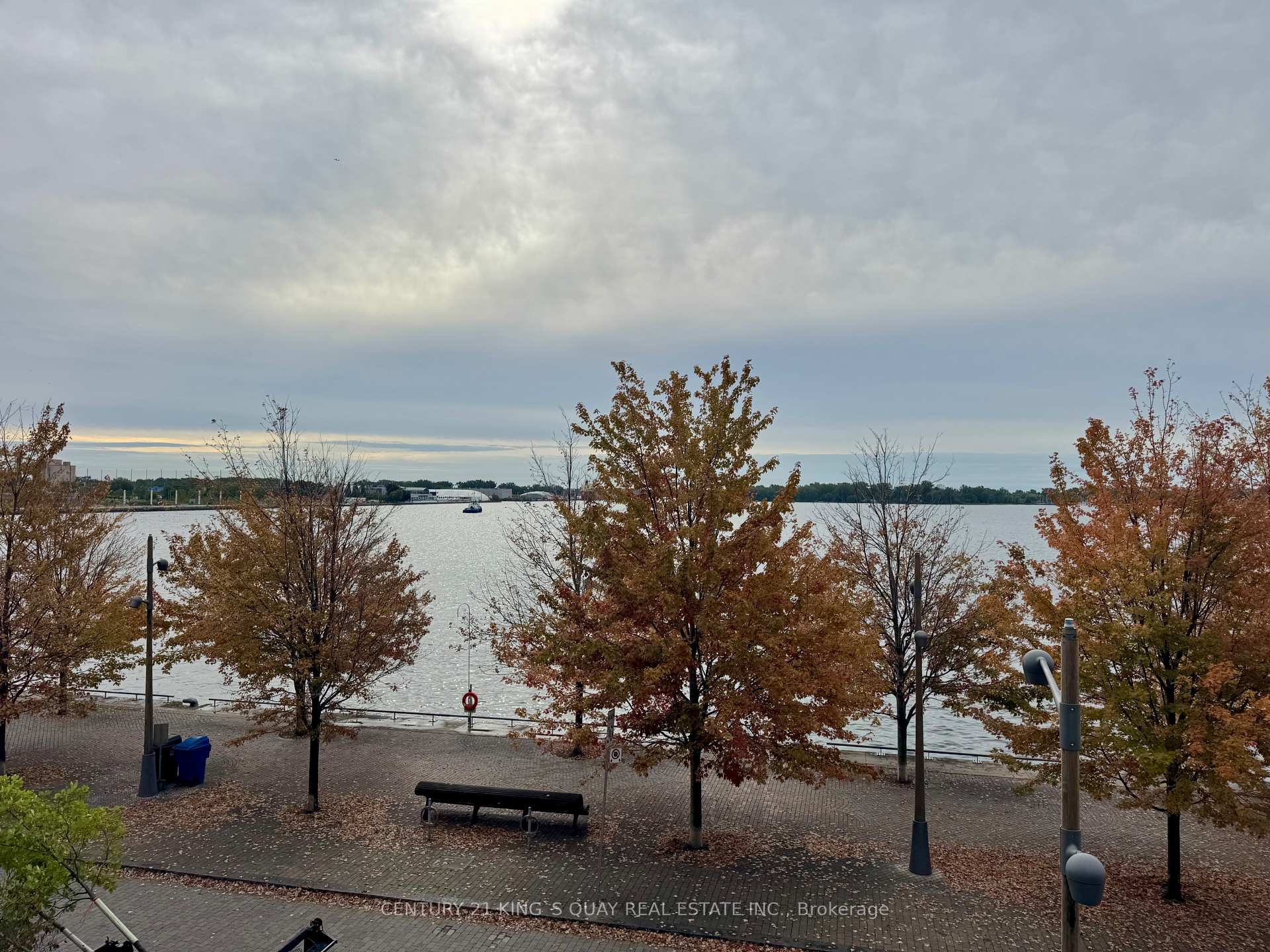 Photo 39 of Unit 820, 1 Edgewater Drive, Toronto, Waterfront Communities — HOMEH