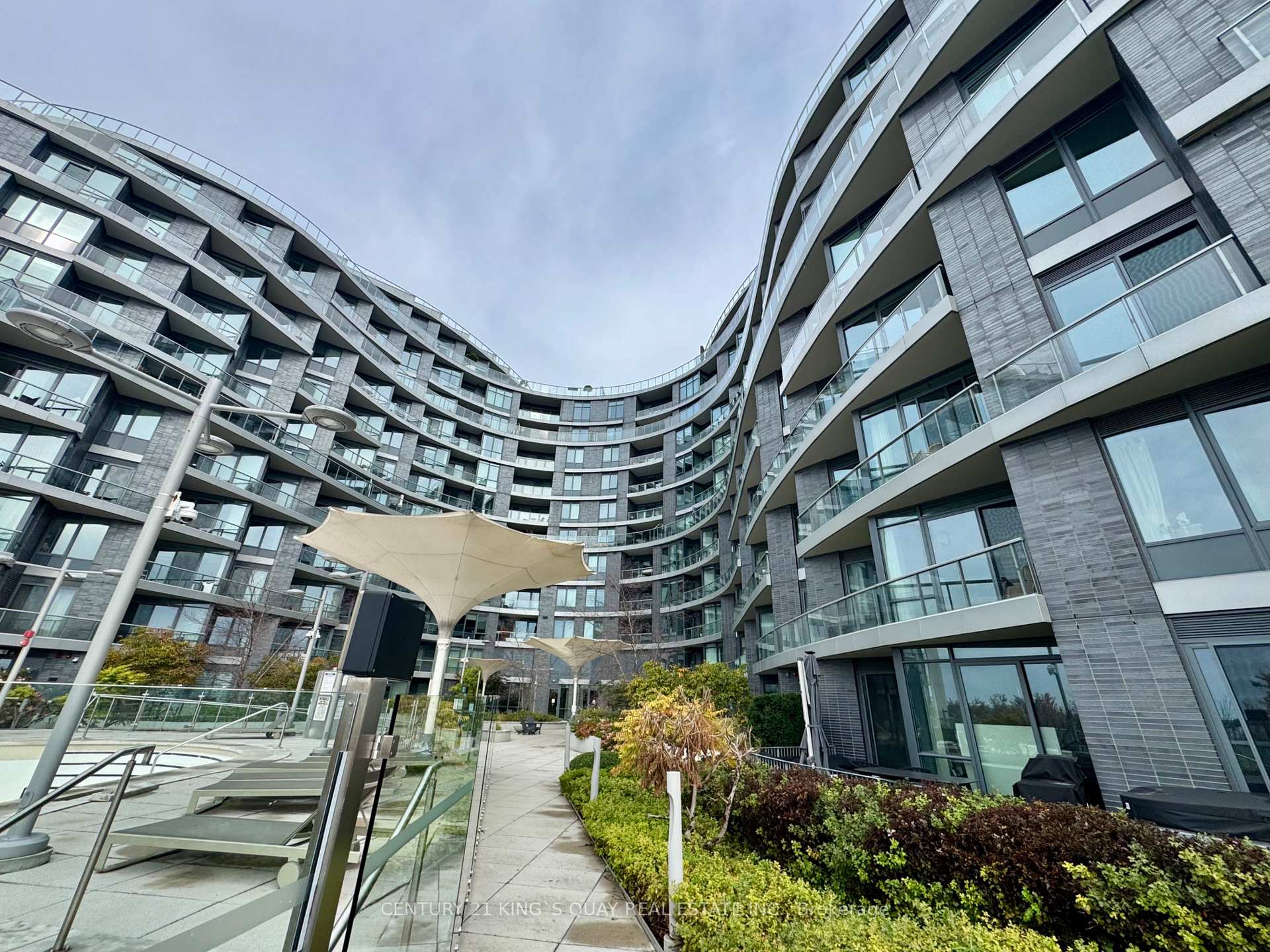 Photo 40 of Unit 820, 1 Edgewater Drive, Toronto, Waterfront Communities — HOMEH