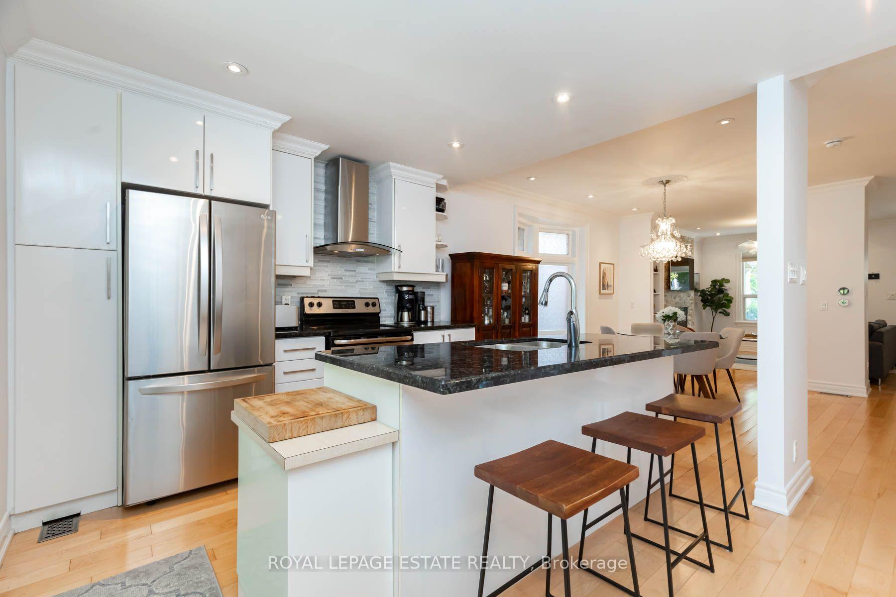 Photo 12 of 48 Bloomfield Avenue, Toronto, South Riverdale — HOMEH