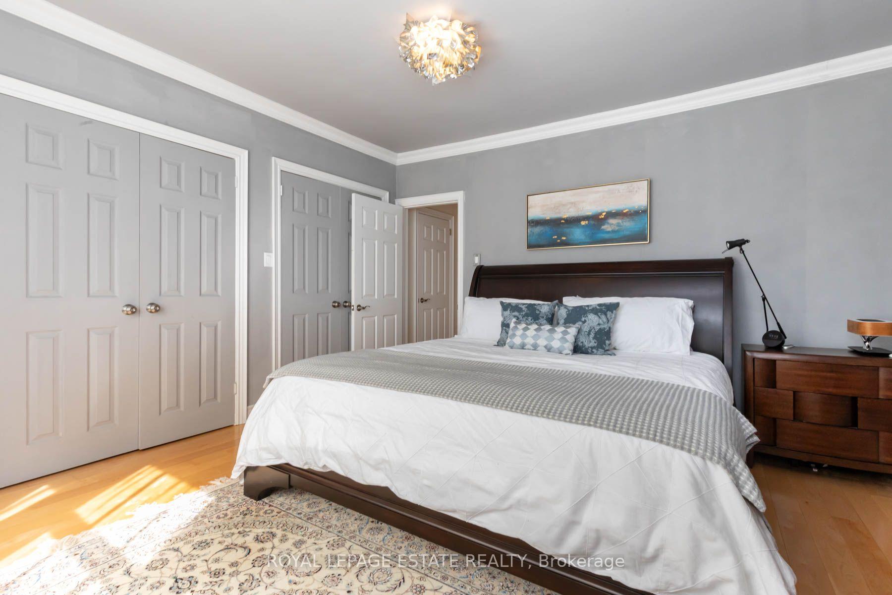 Photo 20 of 48 Bloomfield Avenue, Toronto, South Riverdale — HOMEH