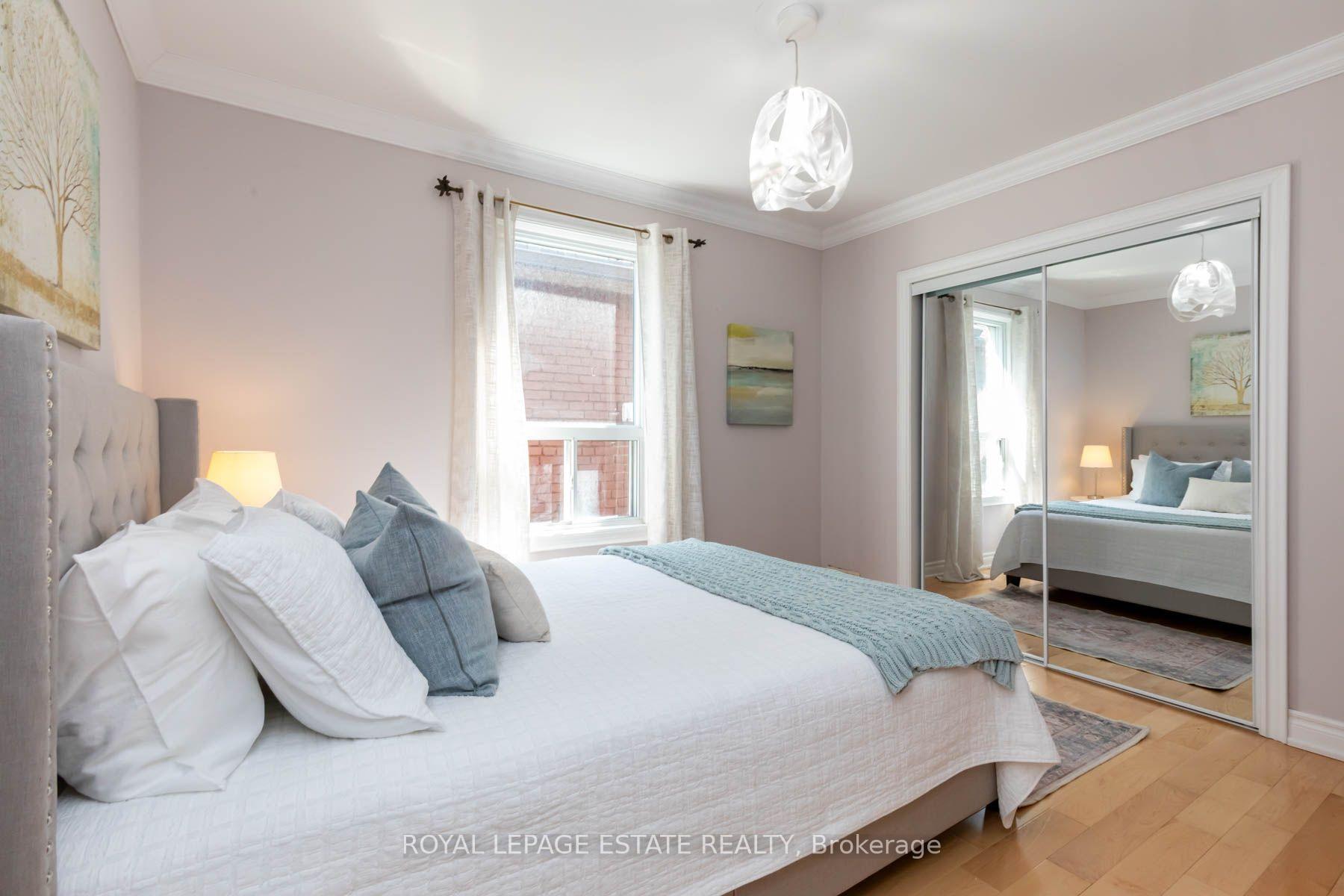 Photo 21 of 48 Bloomfield Avenue, Toronto, South Riverdale — HOMEH