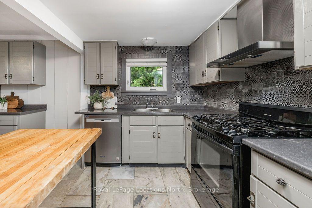 Photo 11 of 280 Oxbow Park Drive, Wasaga Beach — HOMEH